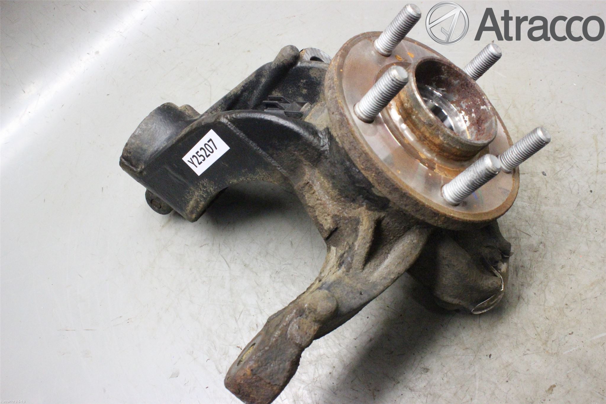 Ford MONDEO 07-15 Styrspindel Lagerhus Hö