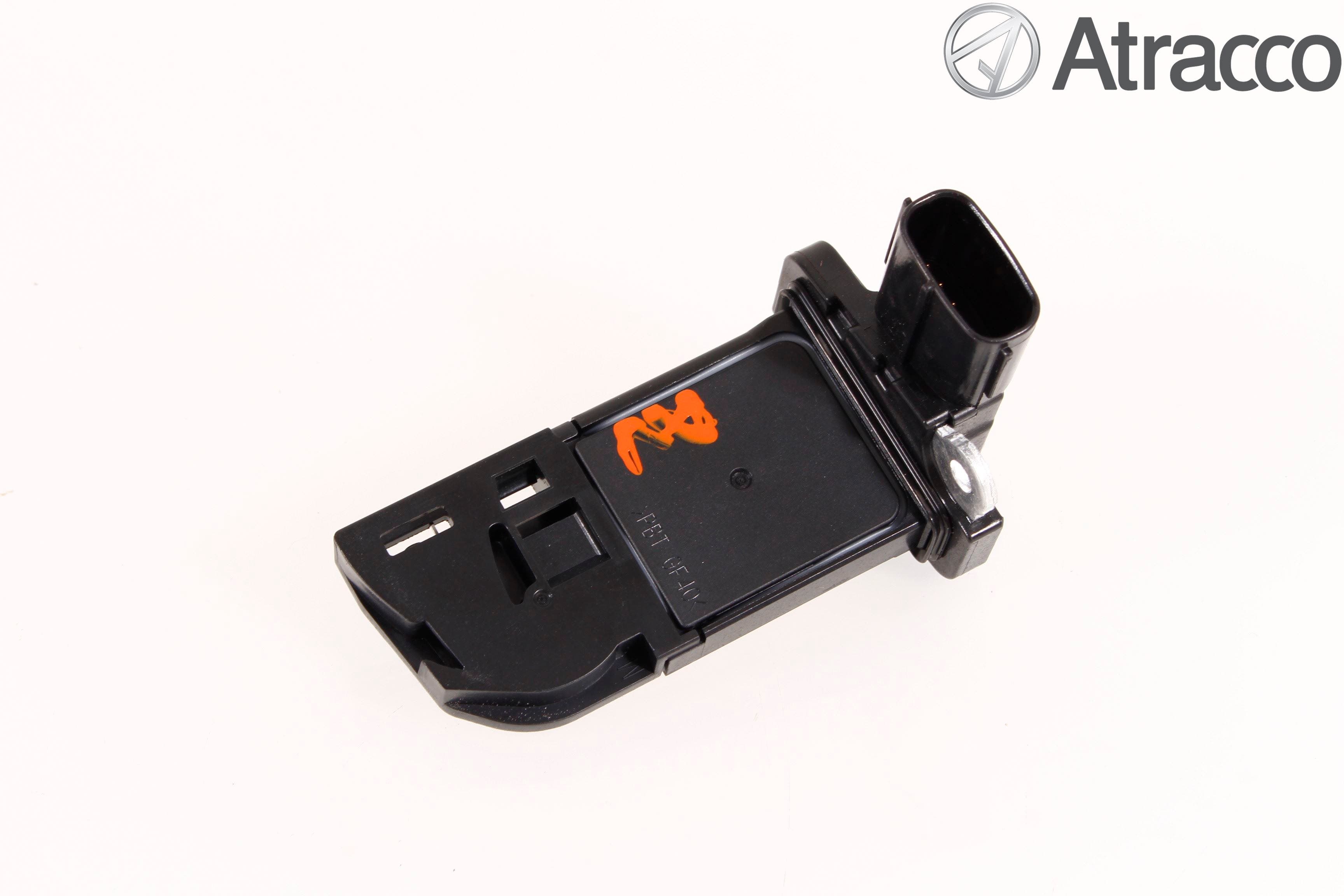 Toyota AVENSIS 09-15 Injluftmassamätare