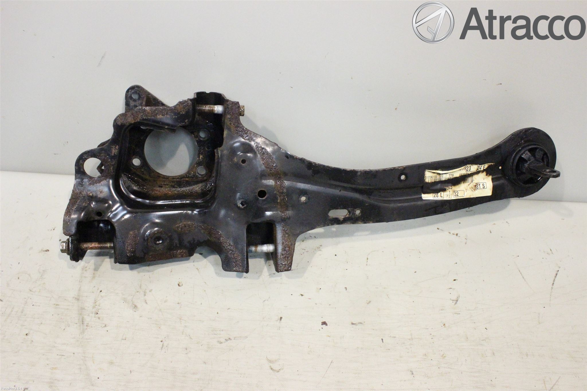 Ford FOCUS 11-14 Bärarm Bak Vänster