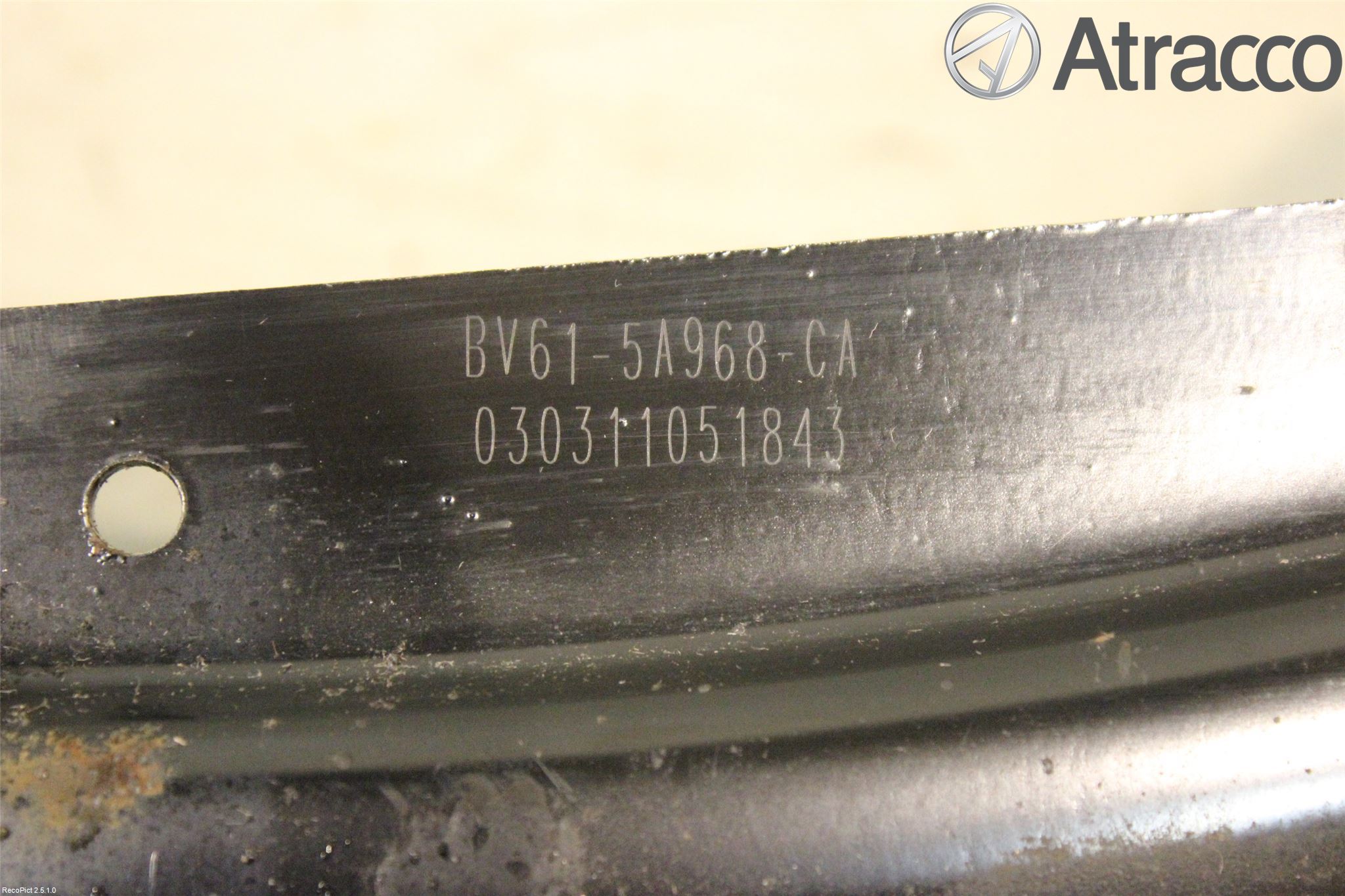 Ford FOCUS 11-14 Bärarm Bak Höger