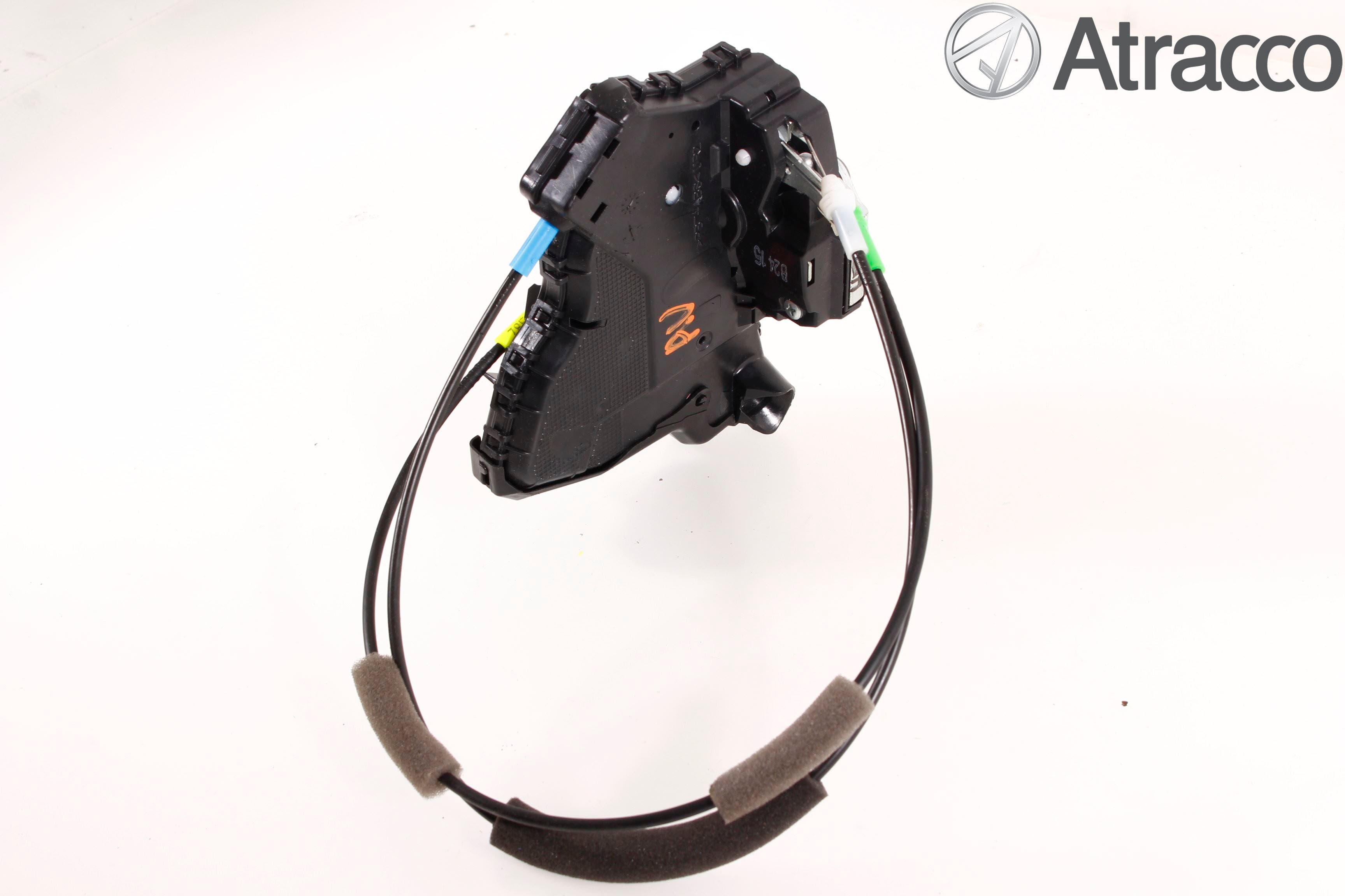 Toyota AVENSIS 16-18 Låskista-Dörrlås