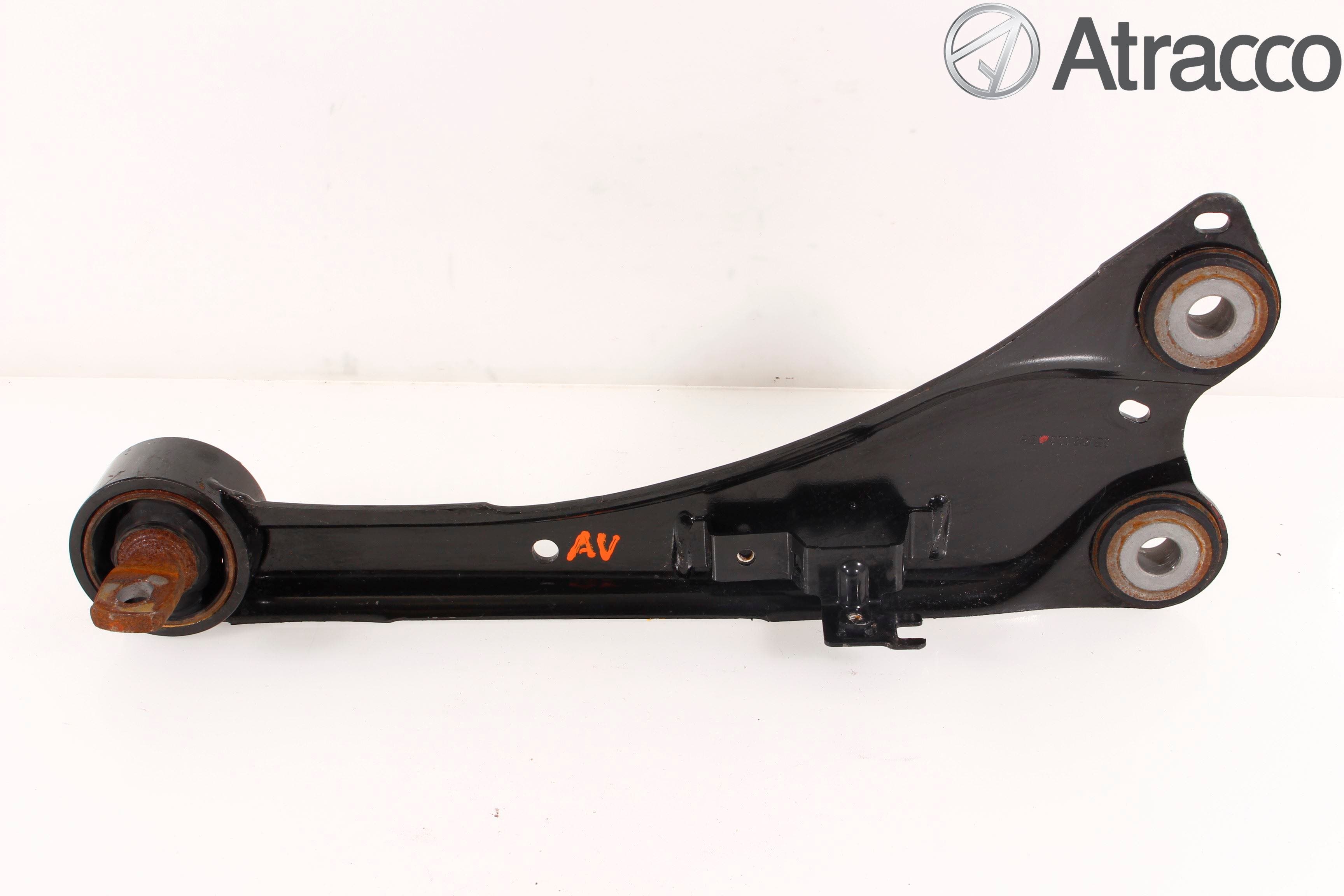 Toyota AURIS 13-19 Bärarm Bak Höger