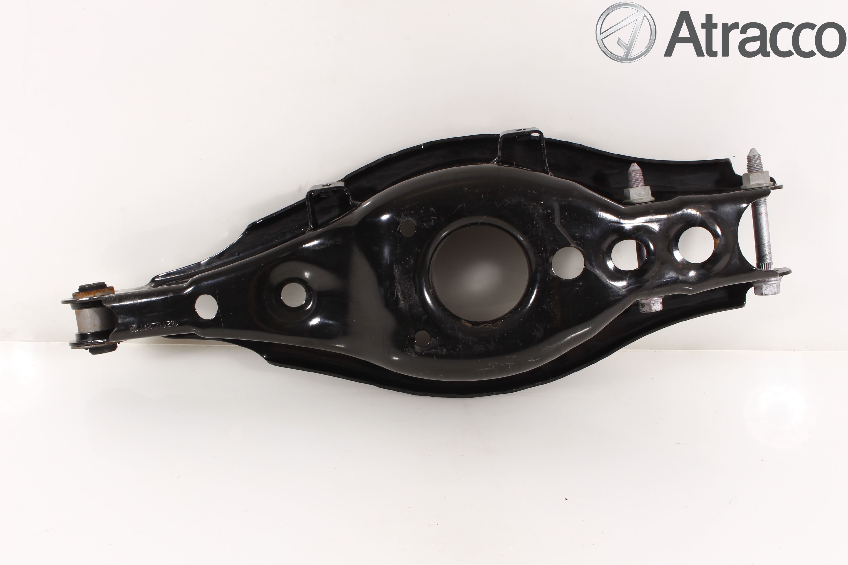 Toyota AURIS 13-19 Bärarm Bak Vänster