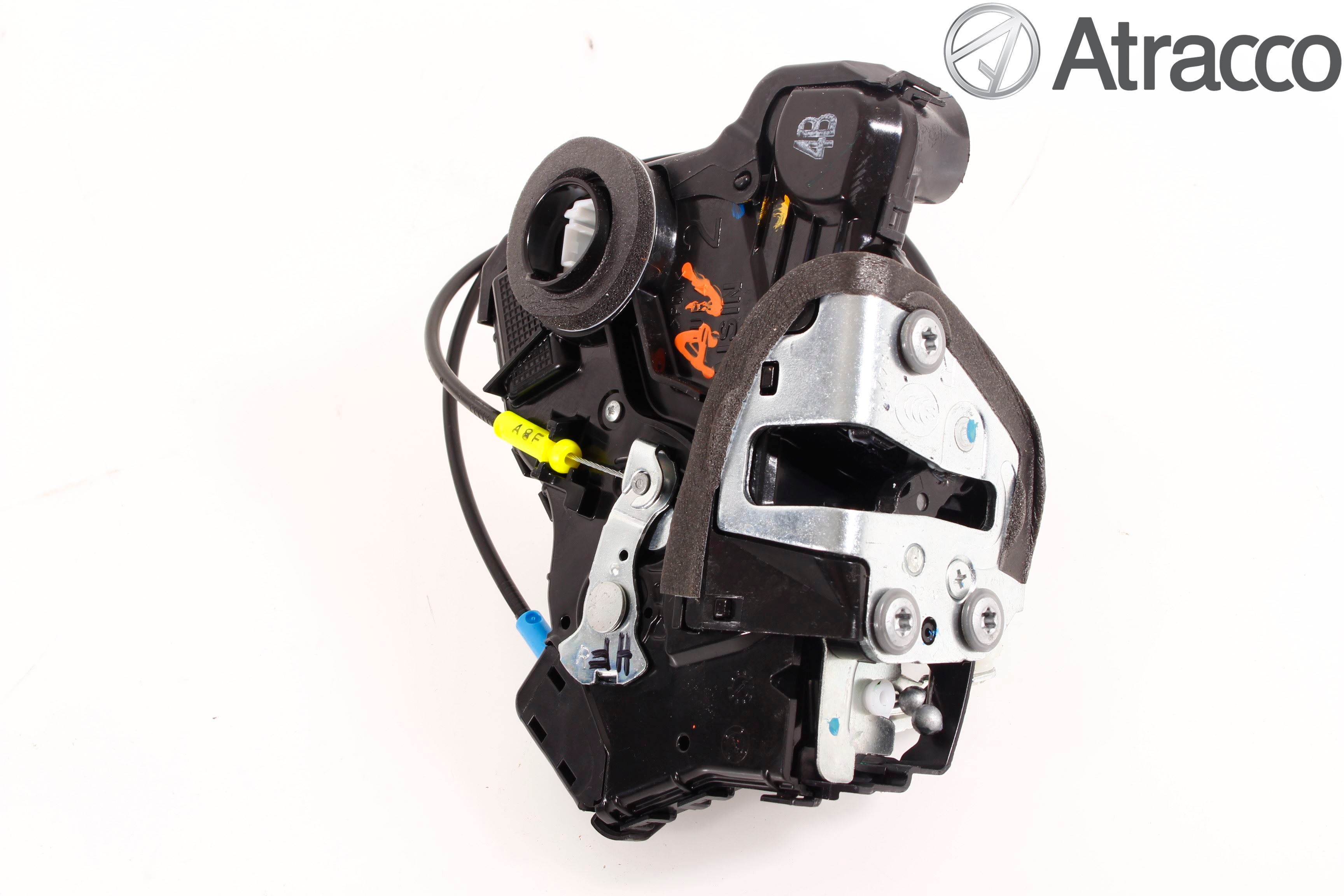 Toyota AURIS 13-19 Låskista-Dörrlås