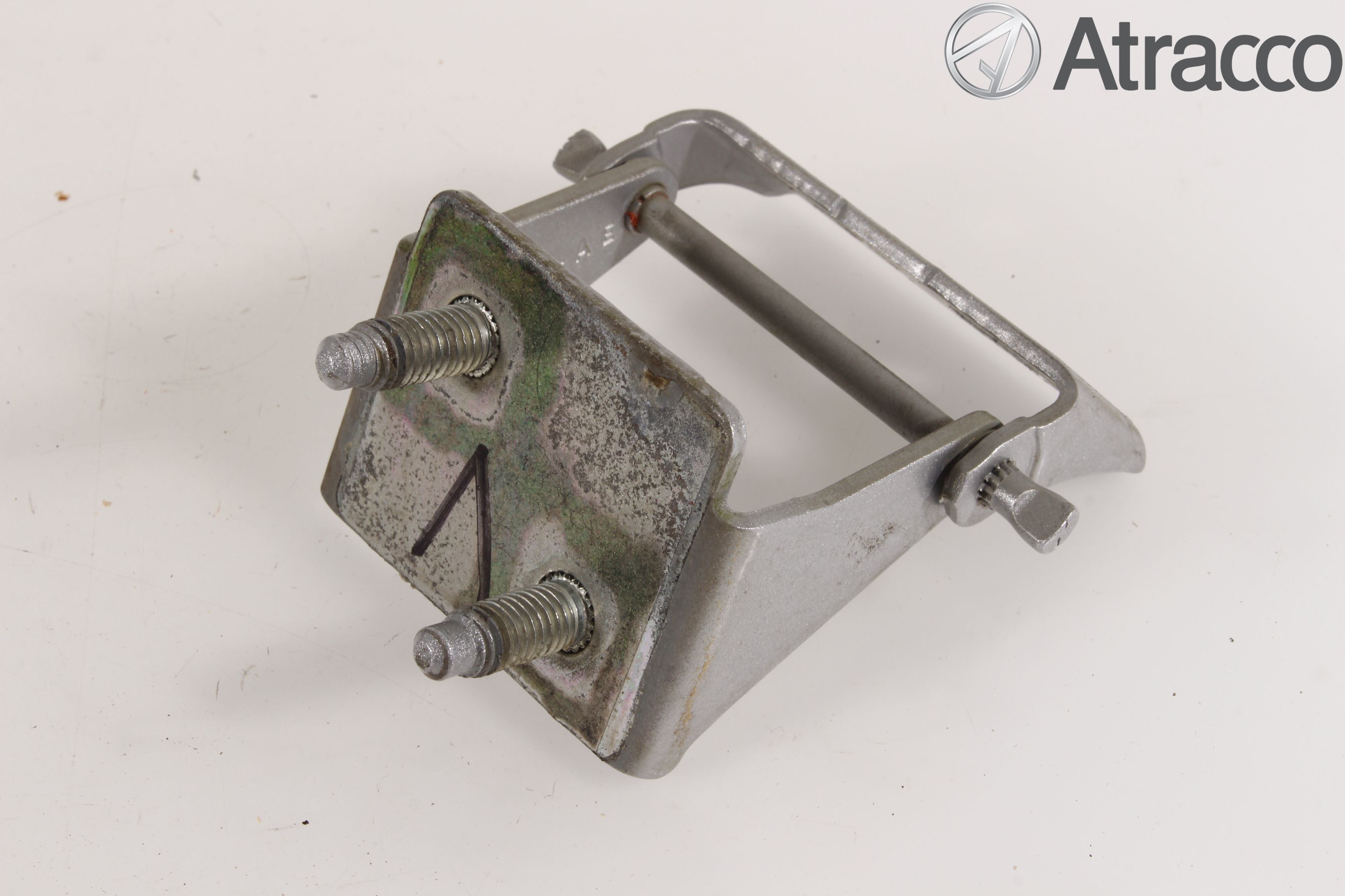 Ford FOCUS 11-14 Bakluckegångjärn Vä