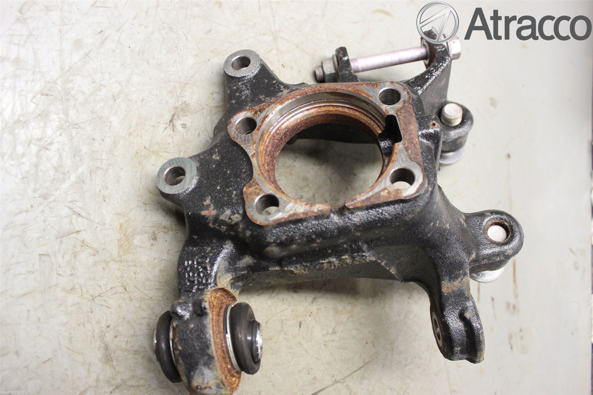 Toyota AVENSIS 09-15 Hjullagerhus-Spindel Hö B