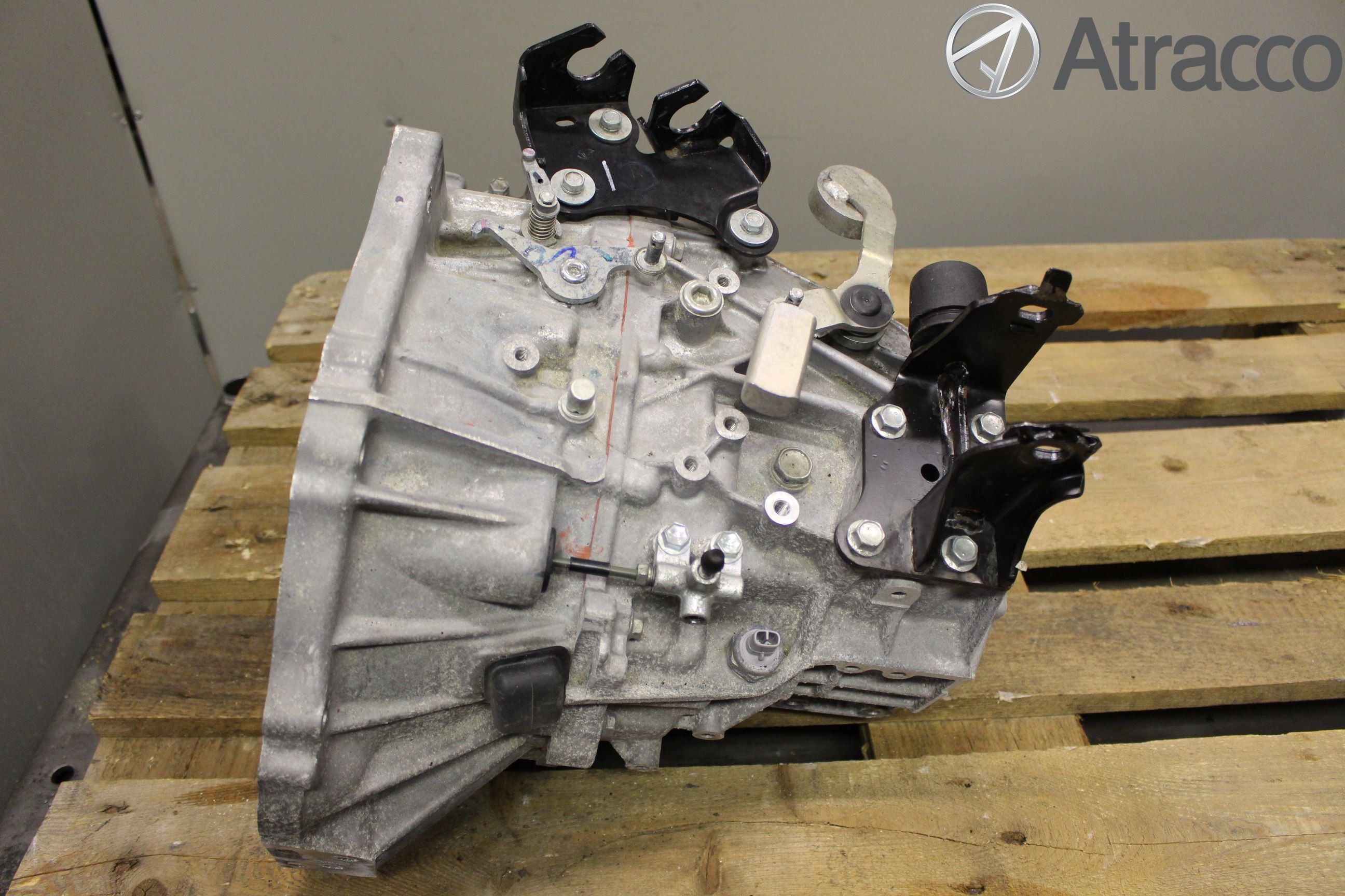 Toyota AURIS 13-19 Växellåda Man 6 Vxl