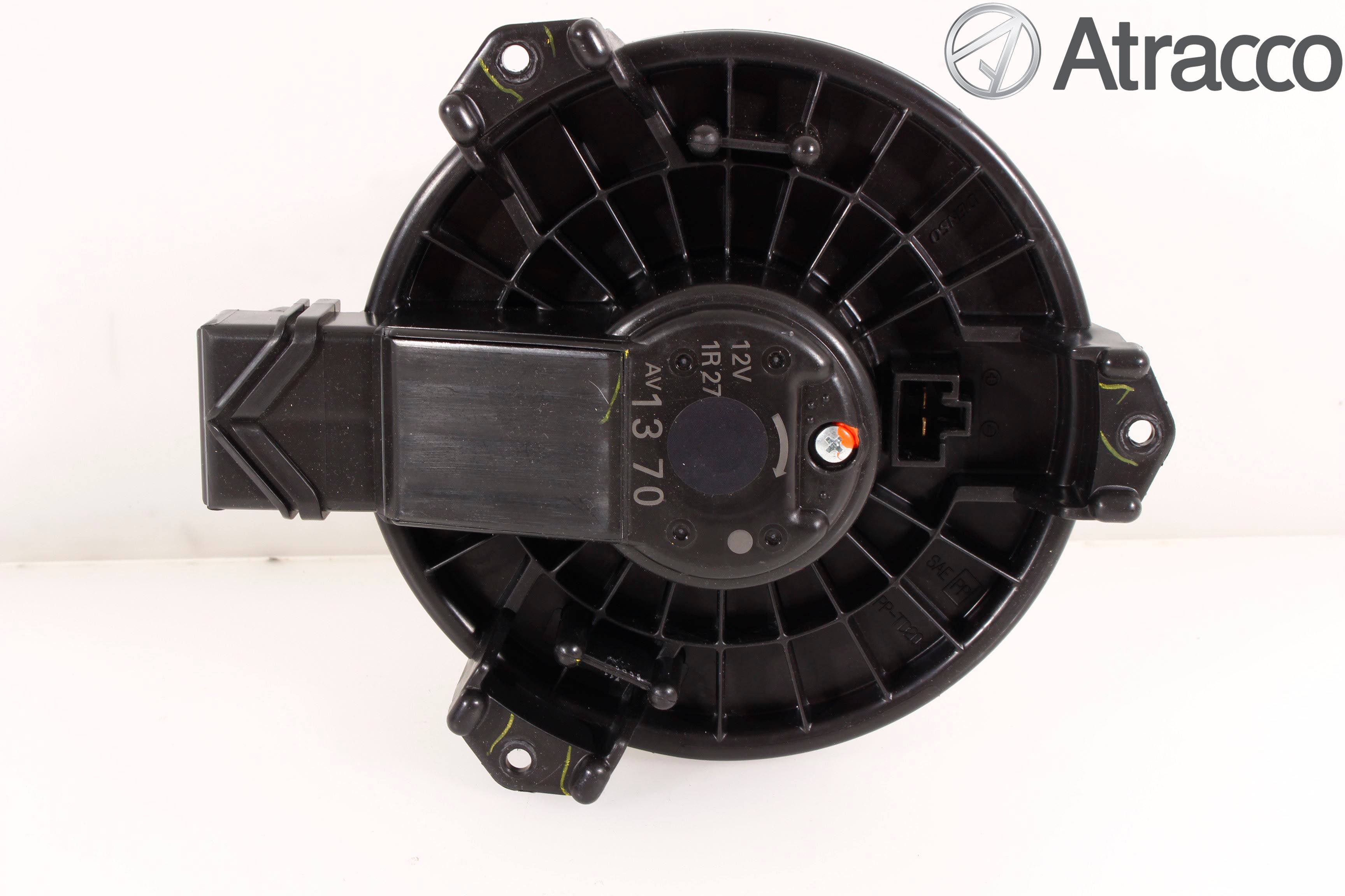 Suzuki SWIFT 11-16 Värmefläkt