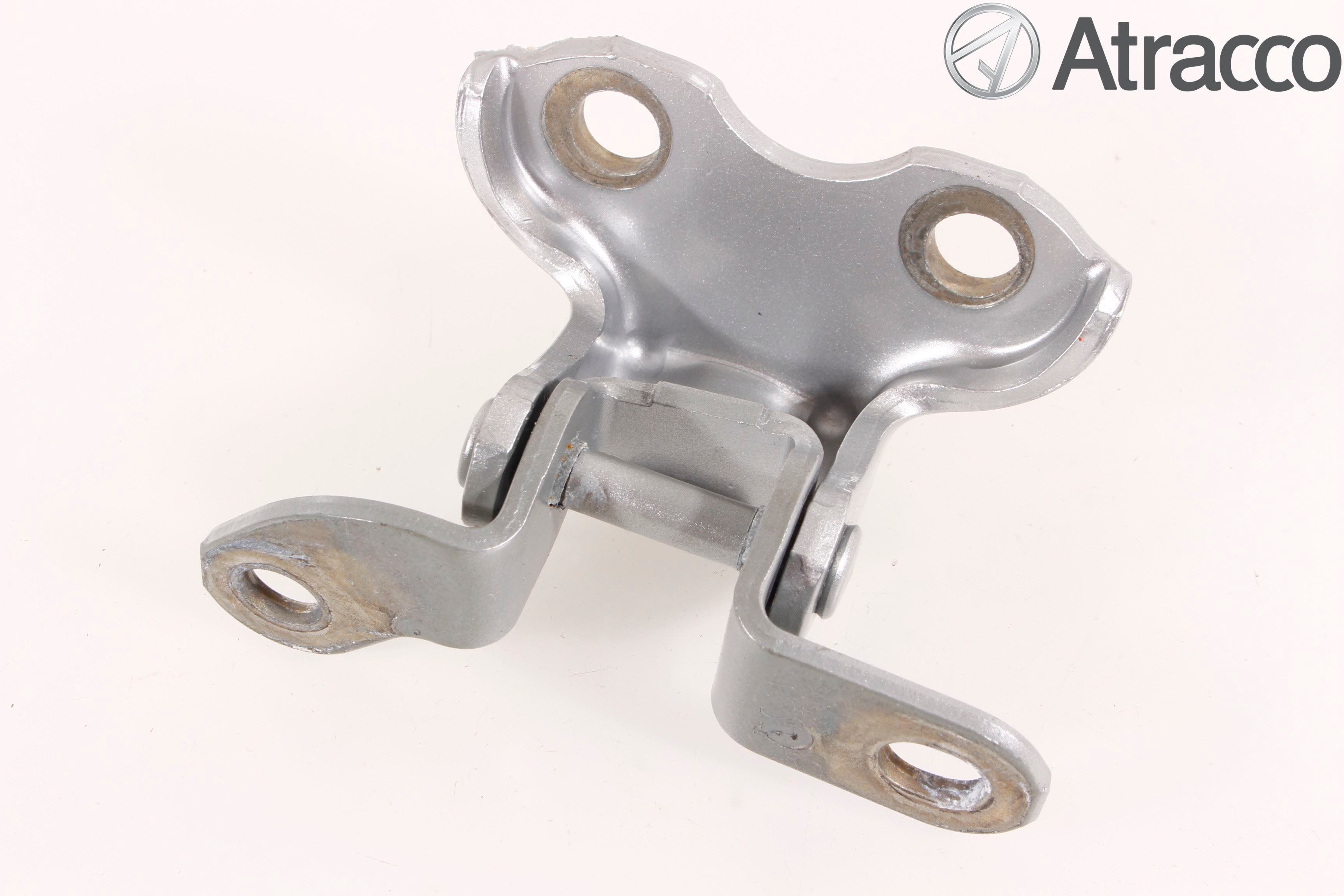 Toyota VERSO 09-18 Dörrgångjärn