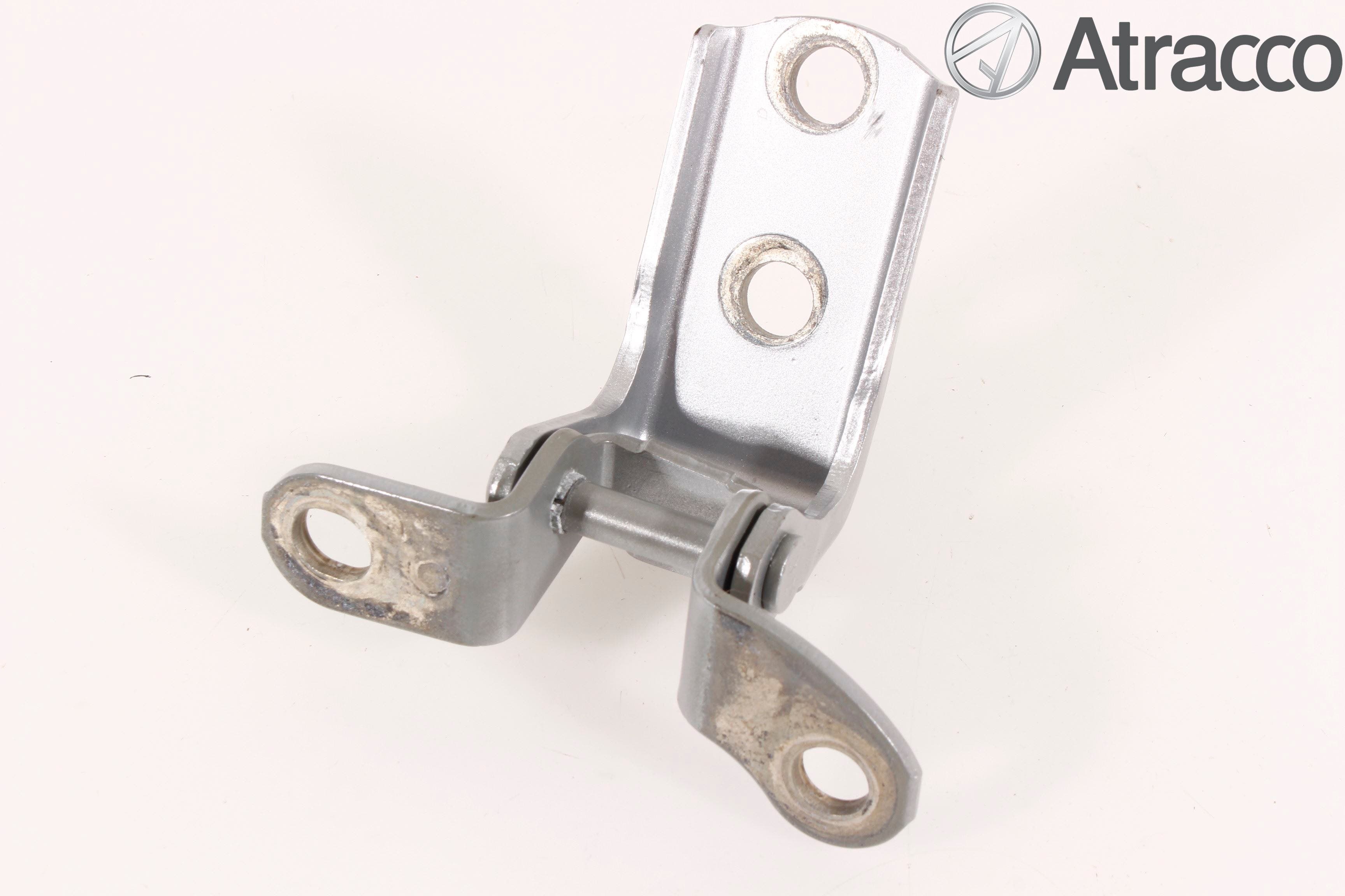 Toyota VERSO 09-18 Dörrgångjärn