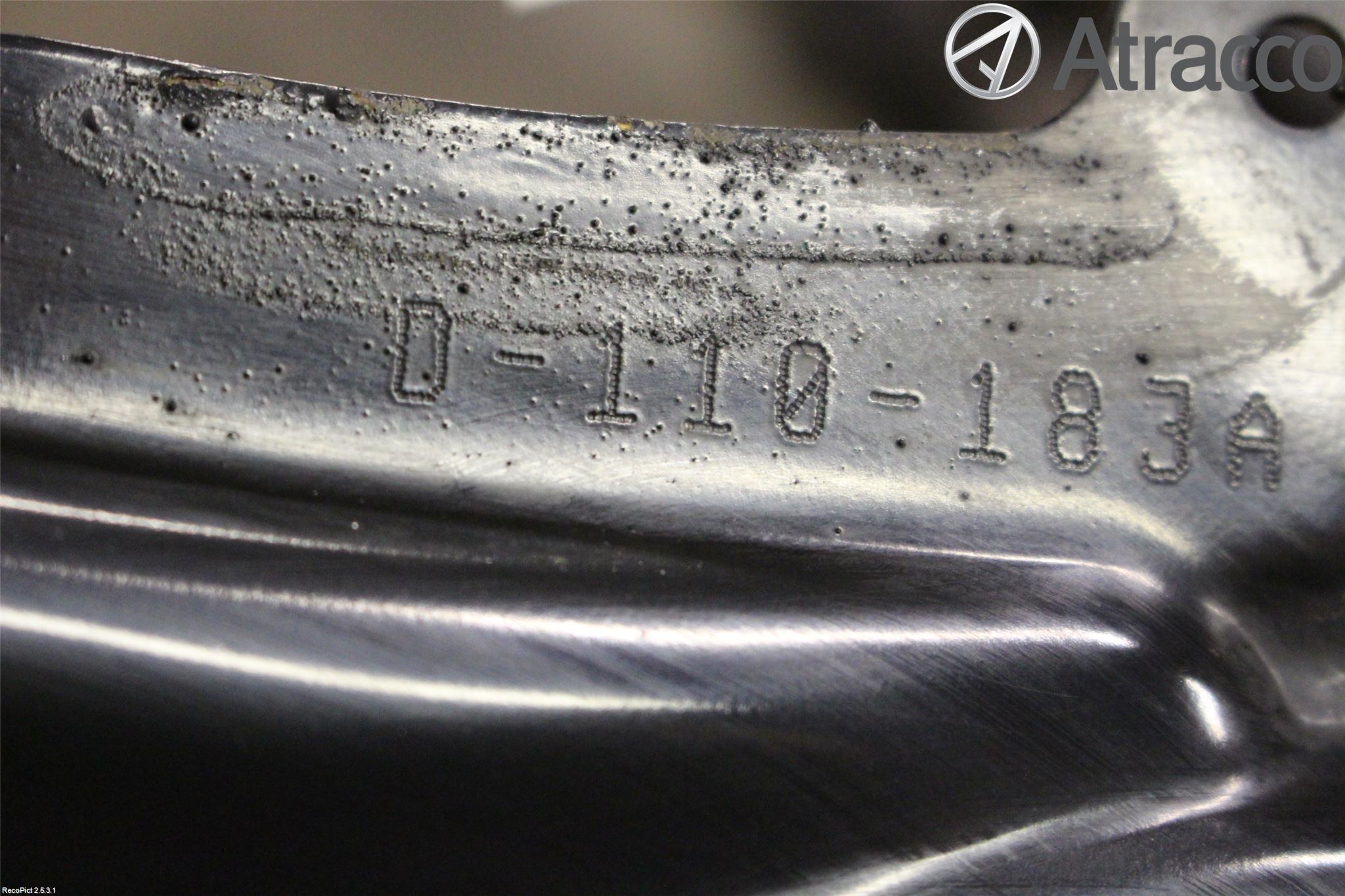 Toyota AVENSIS 09-15 Framvagnsbalk