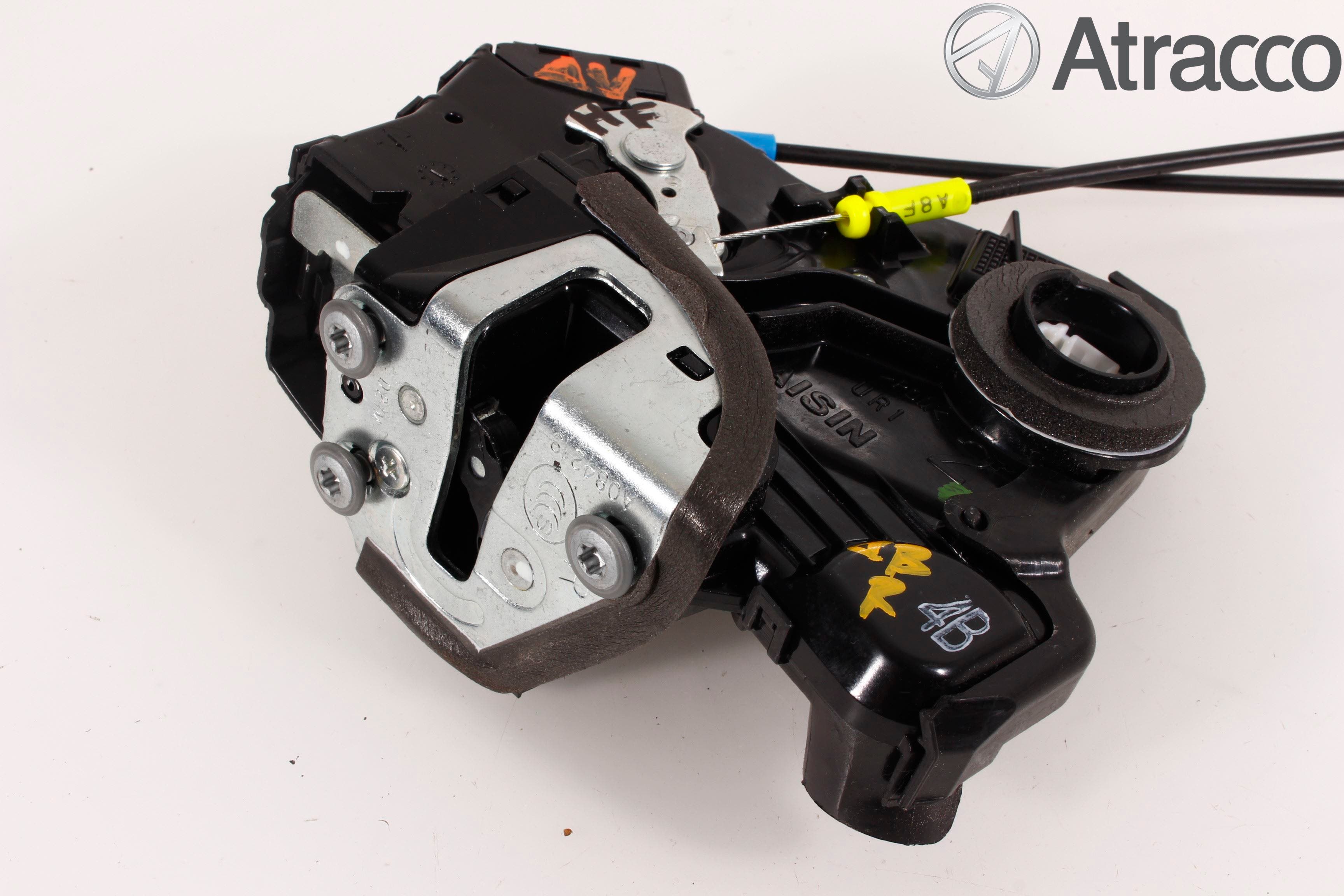 Toyota AURIS 13-19 Låskista-Dörrlås