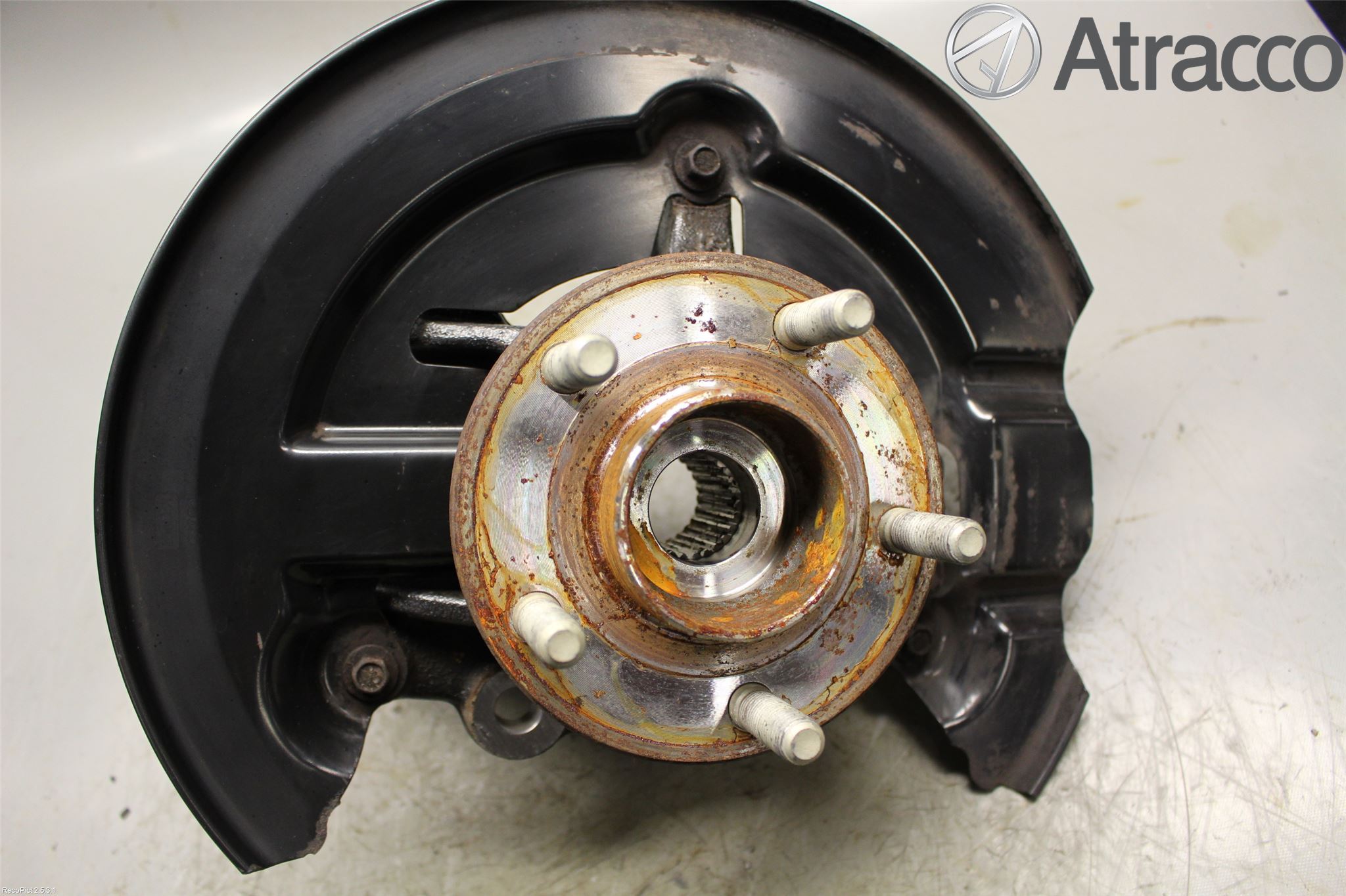 Ford FOCUS 11-14 Styrspindel Lagerhus Vä