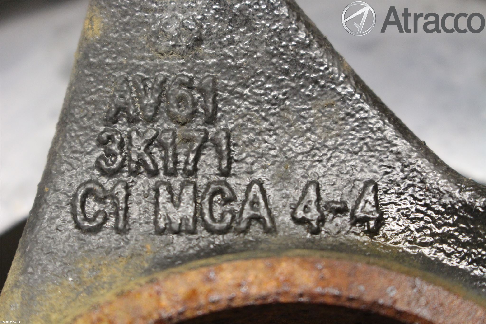 Ford FOCUS 11-14 Styrspindel Lagerhus Vä