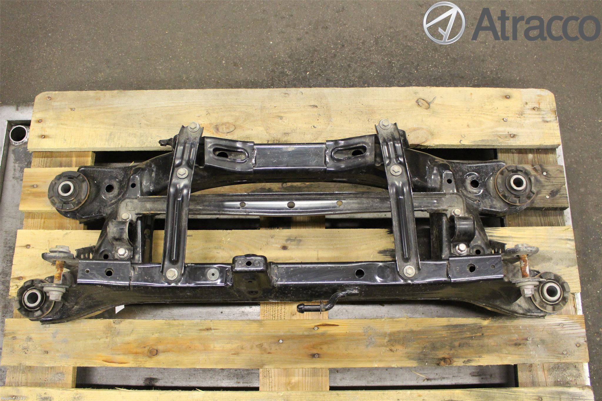 Toyota AURIS 13-19 Bakaxelbalk