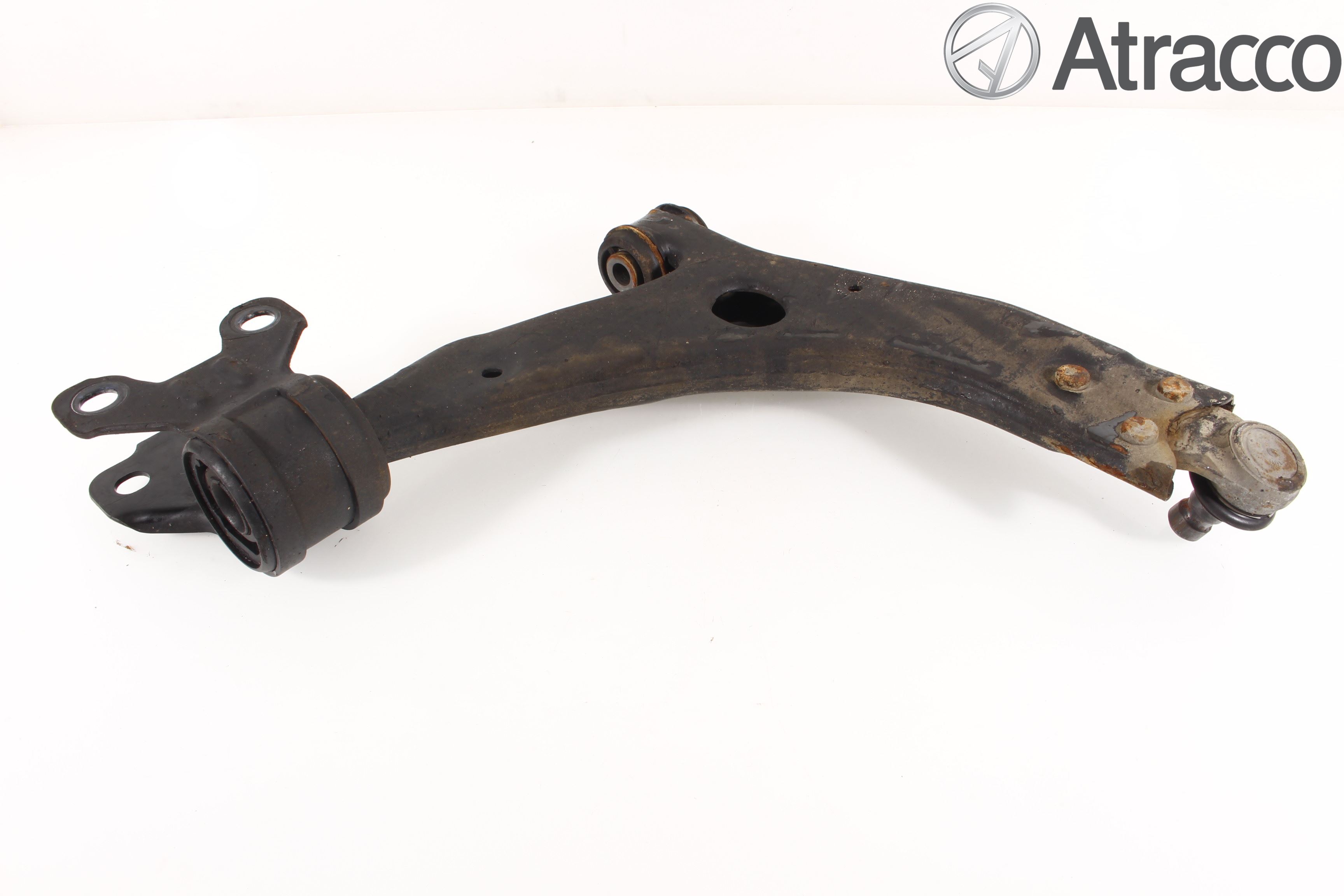 Ford FOCUS 11-14 Bärarm Fram Undre Vä