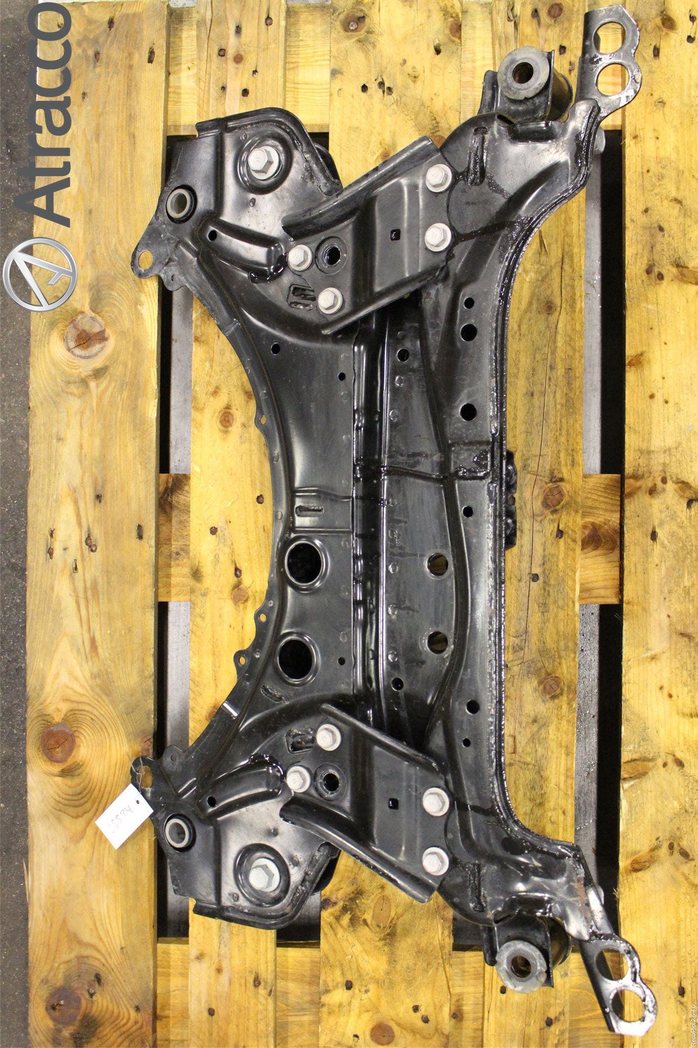 Toyota AVENSIS 16-18 Framvagnsbalk