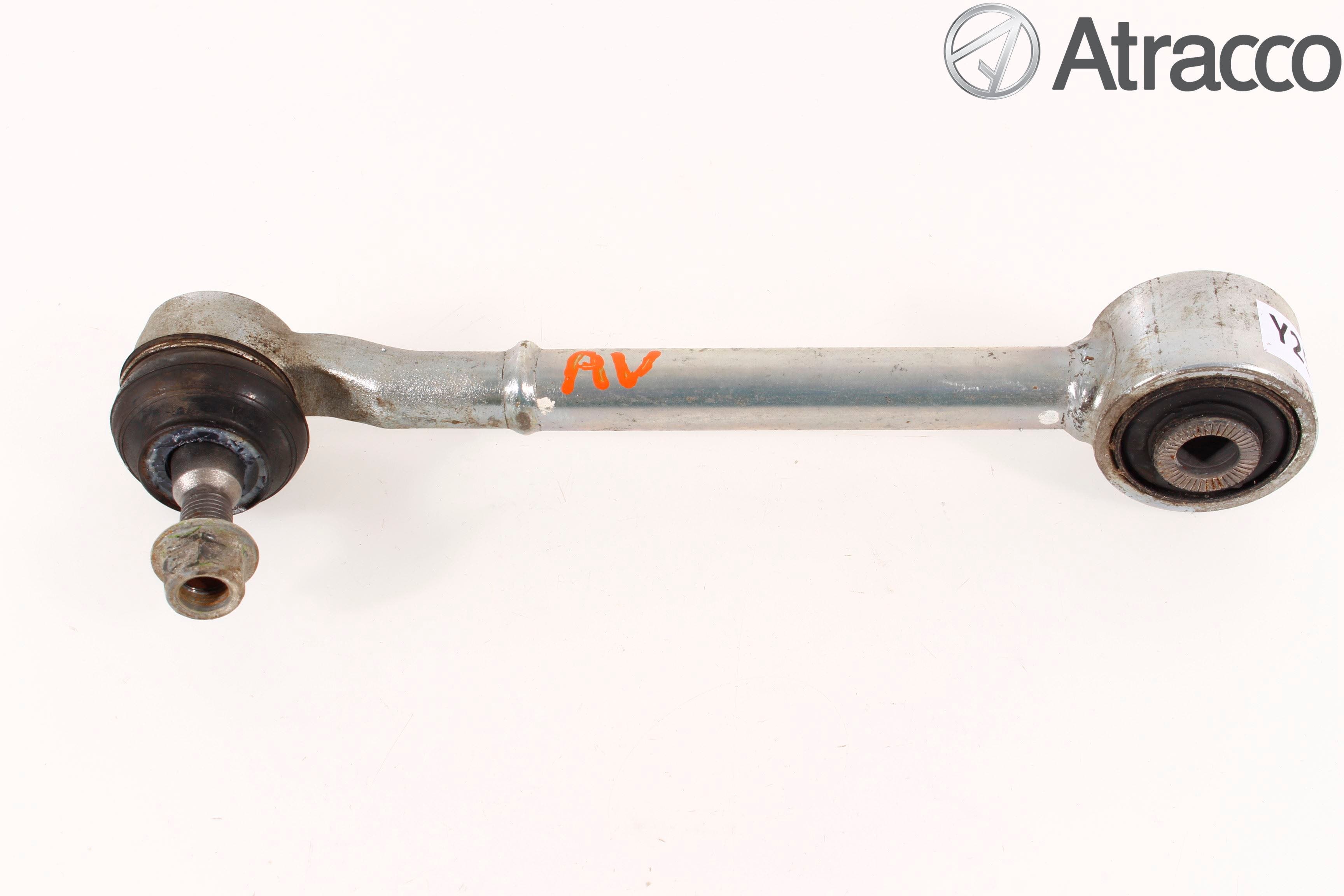 Toyota AURIS 13-19 Bärarm Bak Höger