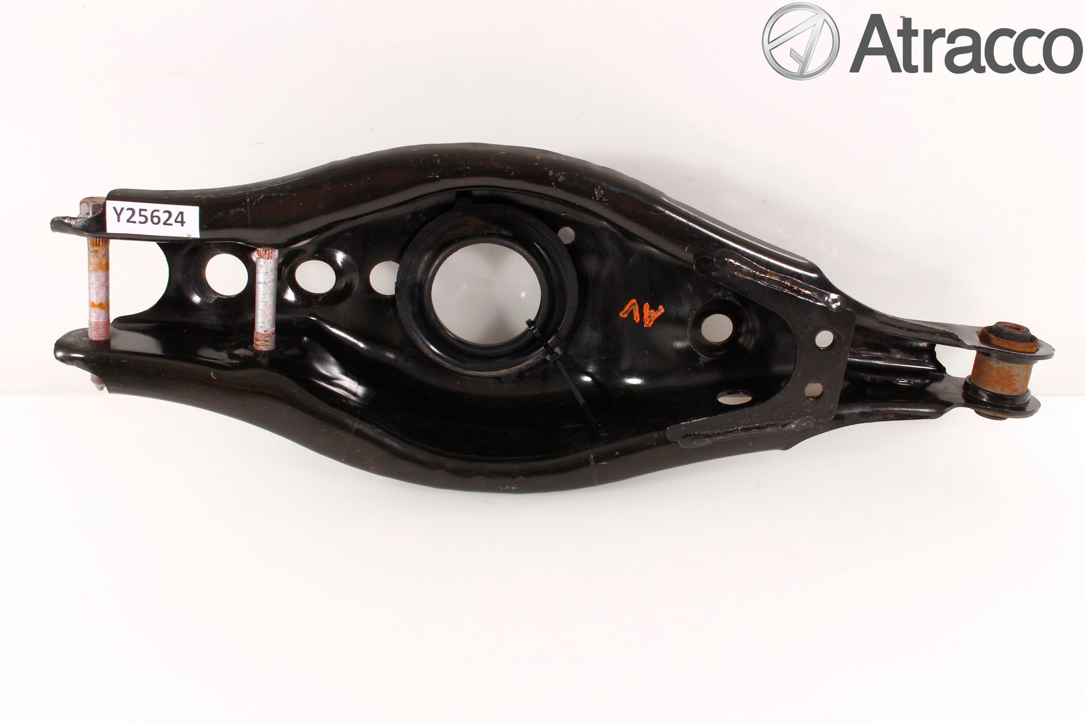 Toyota AURIS 13-19 Bärarm Bak Höger