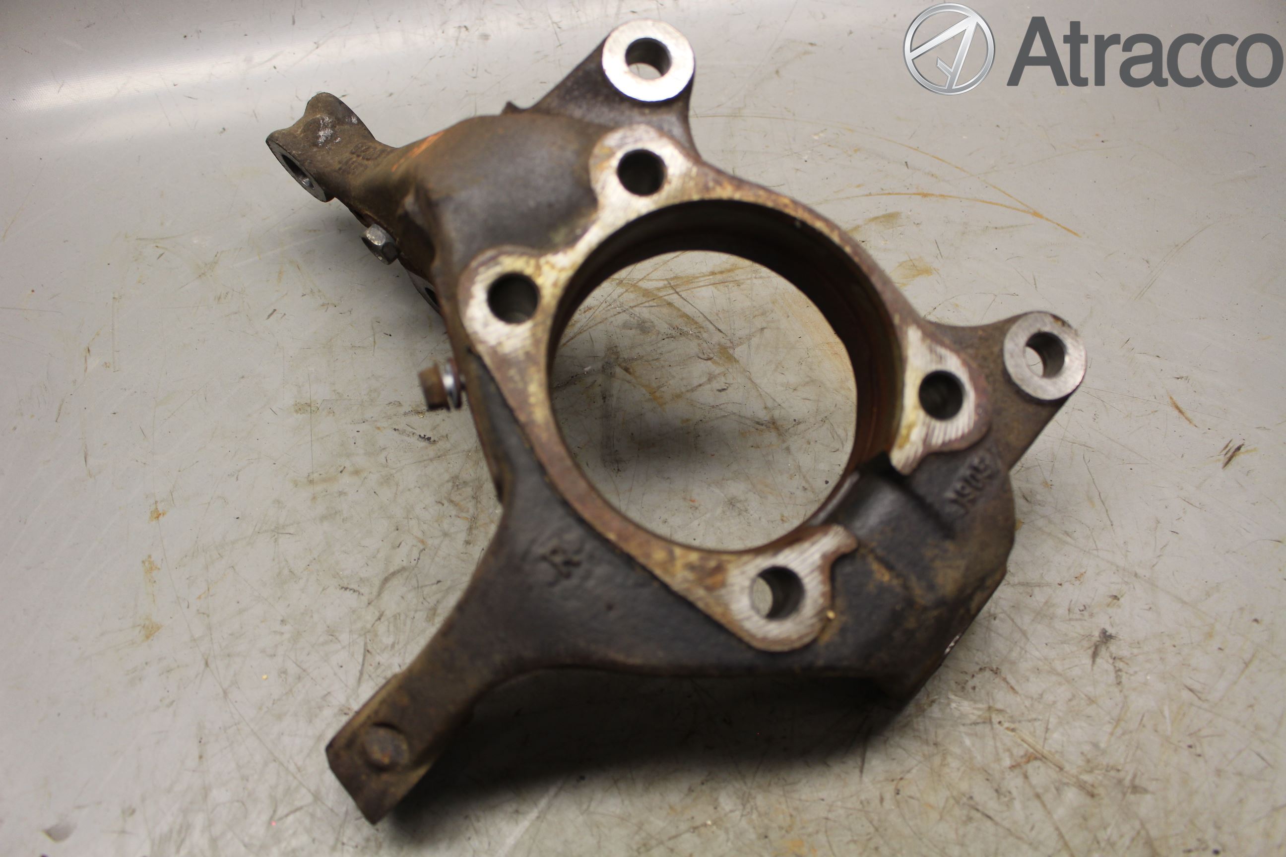 Toyota VERSO 09-18 Styrspindel Lagerhus Hö