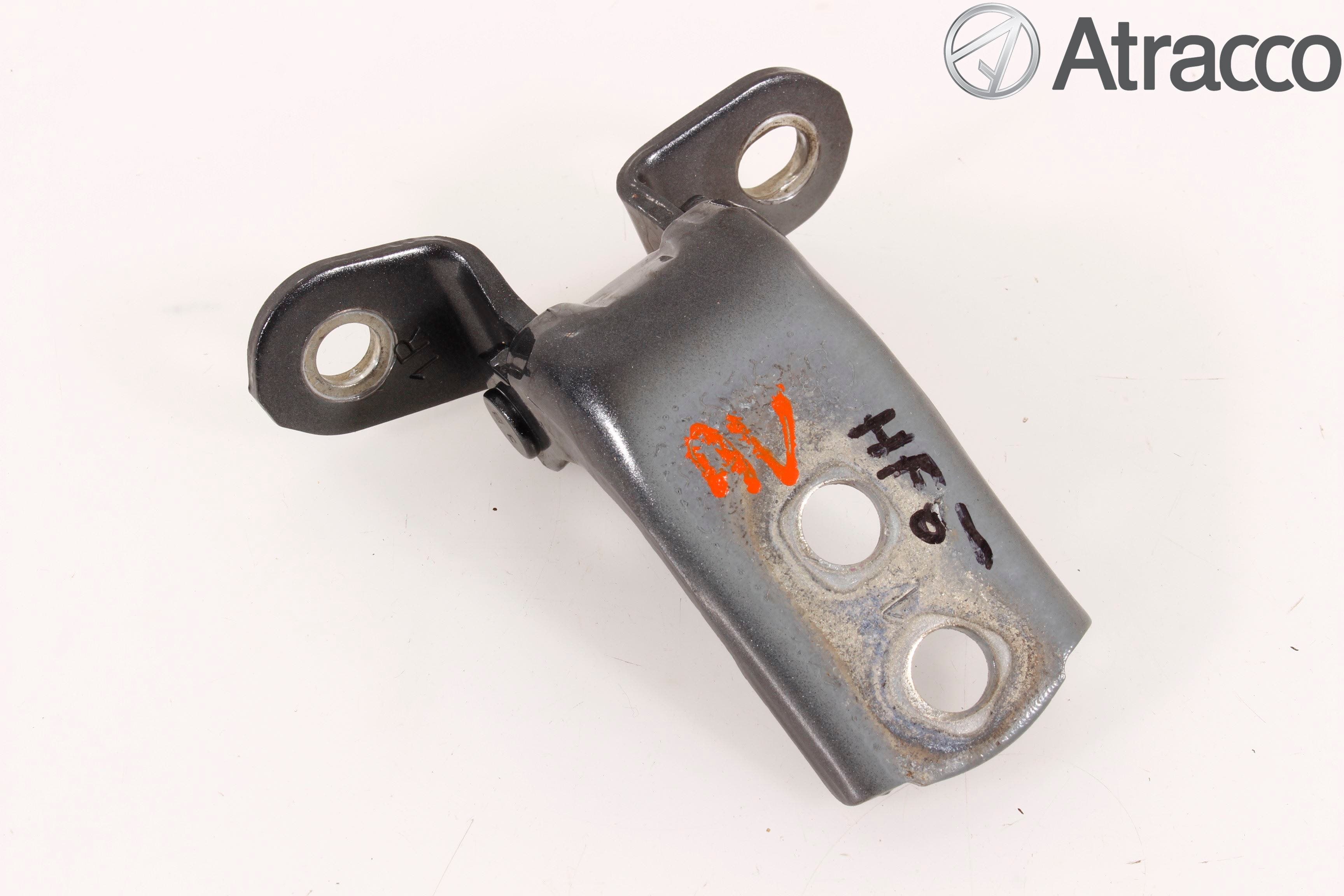 Toyota VERSO 09-18 Dörrgångjärn