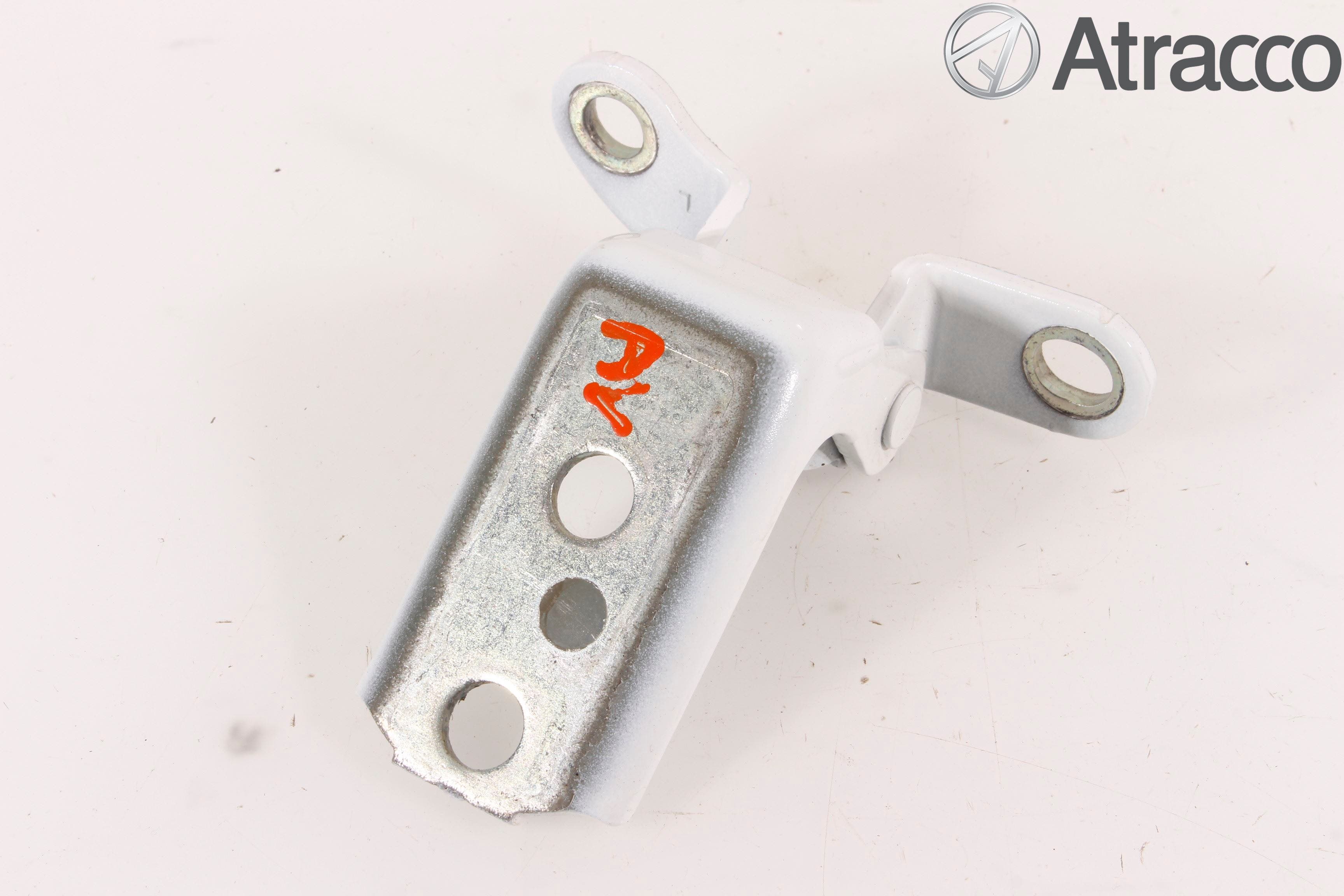 Toyota AURIS 13-19 Dörrgångjärn