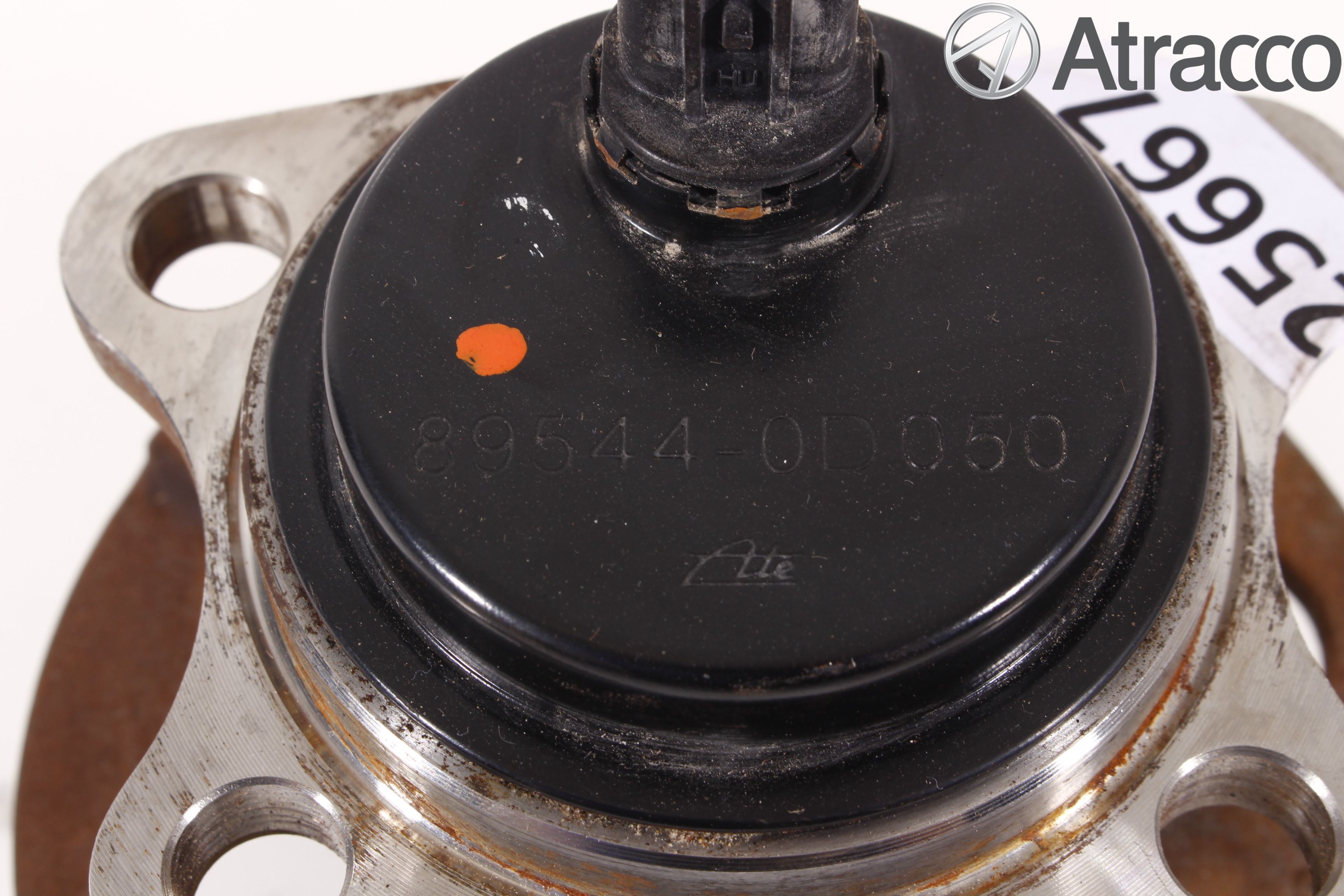 Toyota YARIS XP130 15-20 Nav Bak