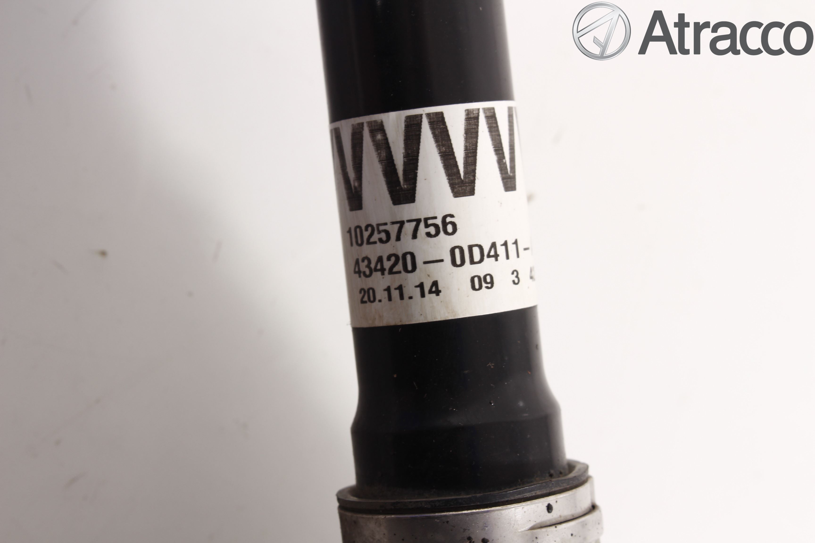 Toyota YARIS XP130 15-20 Drivaxel Fram Vänster