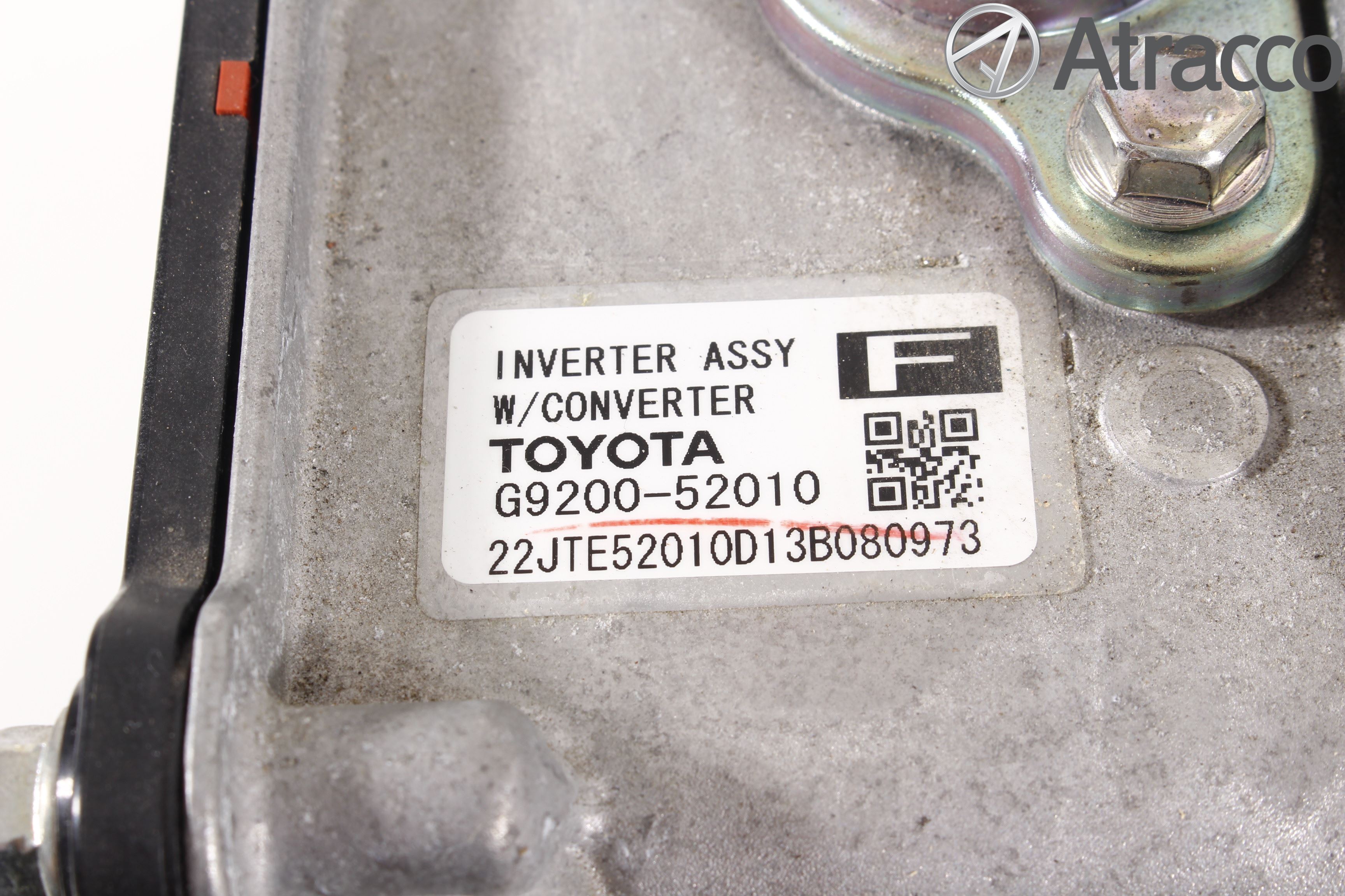 Toyota YARIS XP130 12-14 Hybridconverter