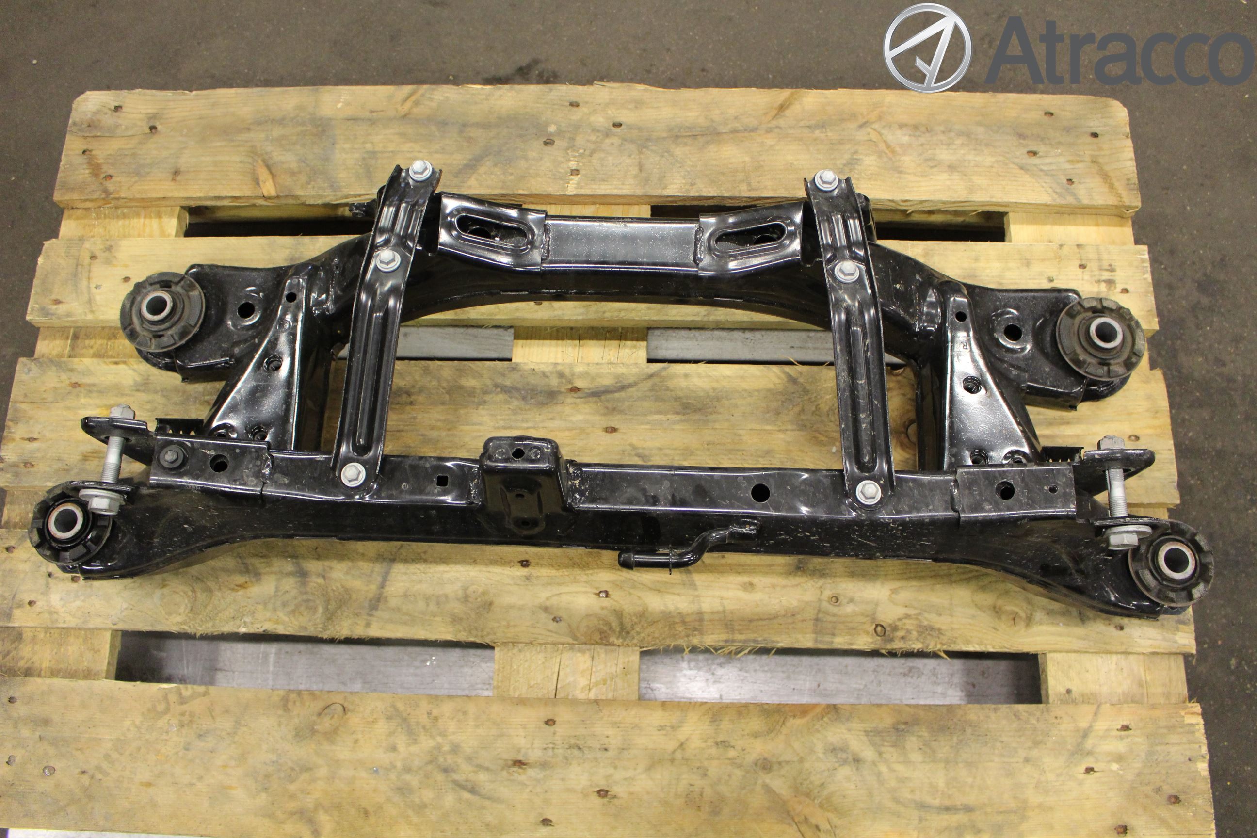 Toyota AURIS 13-19 Bakaxelbalk