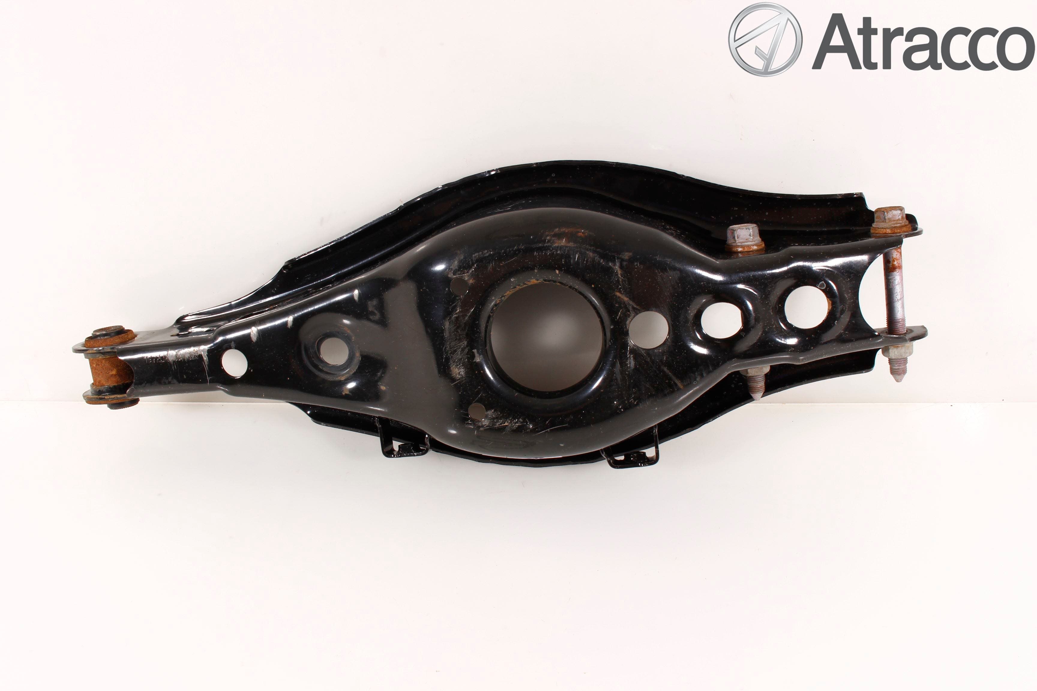 Toyota AVENSIS 16-18 Bärarm Bak Höger