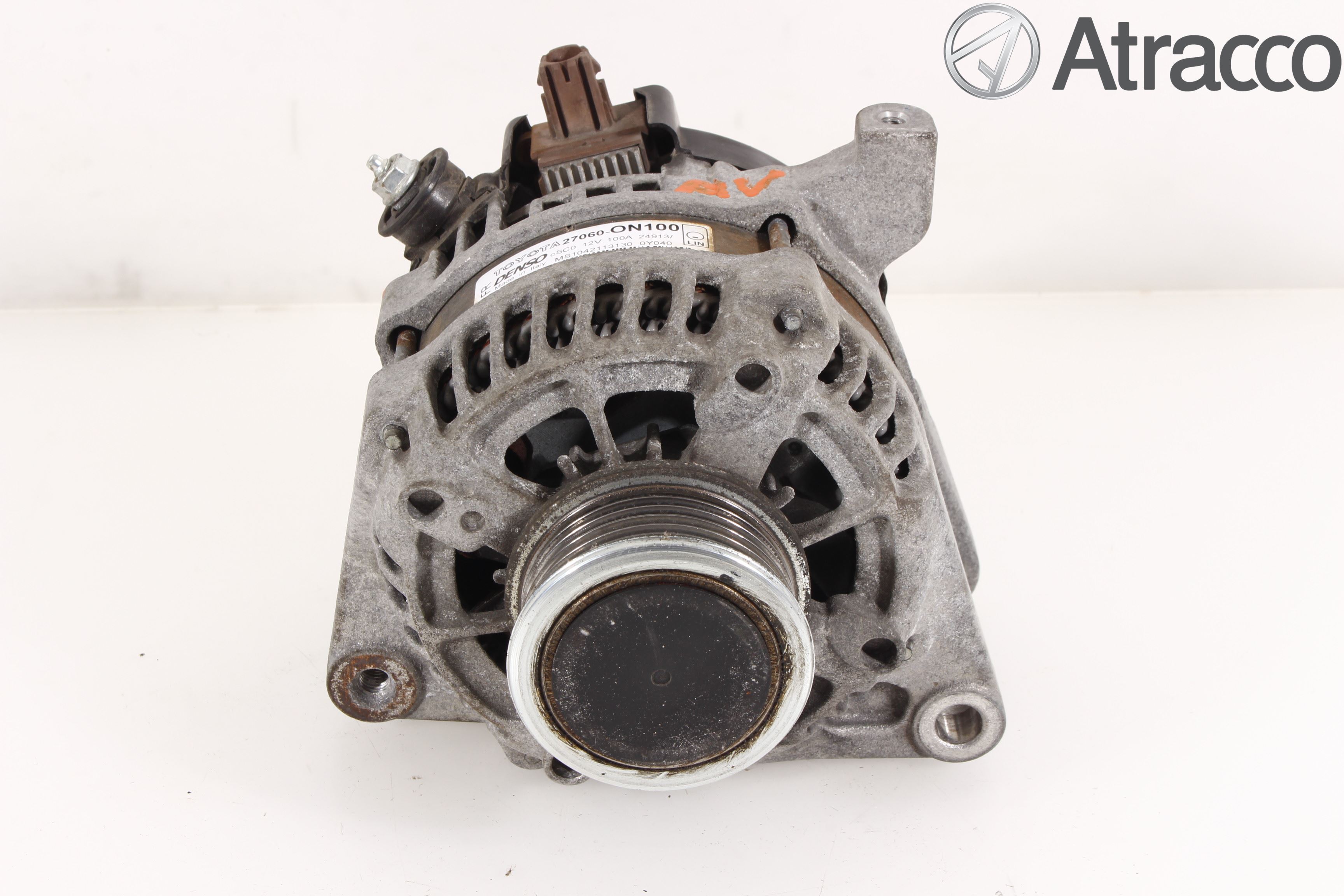 Toyota YARIS XP130 12-14 Generator