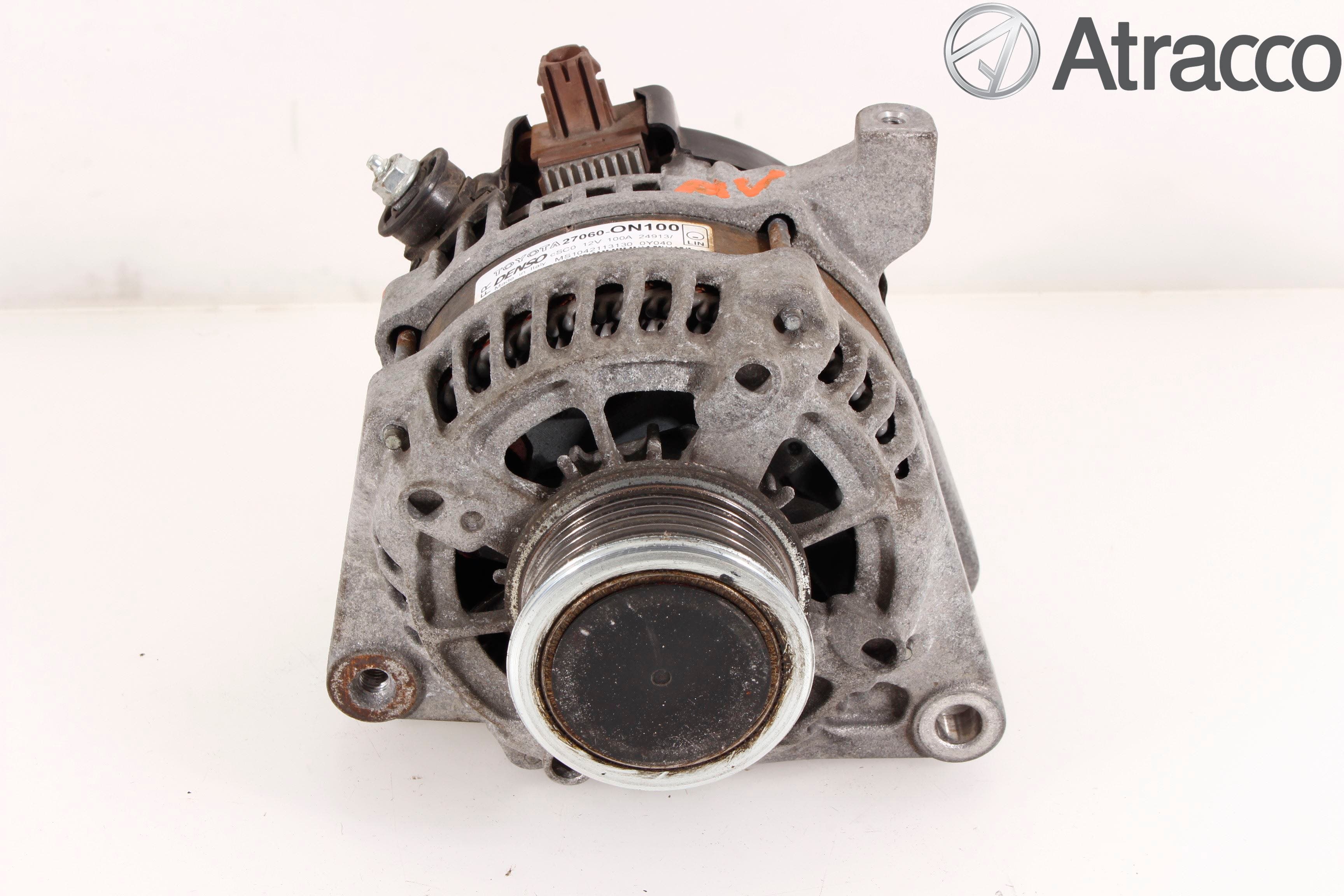 Toyota YARIS XP130 12-14 Generator