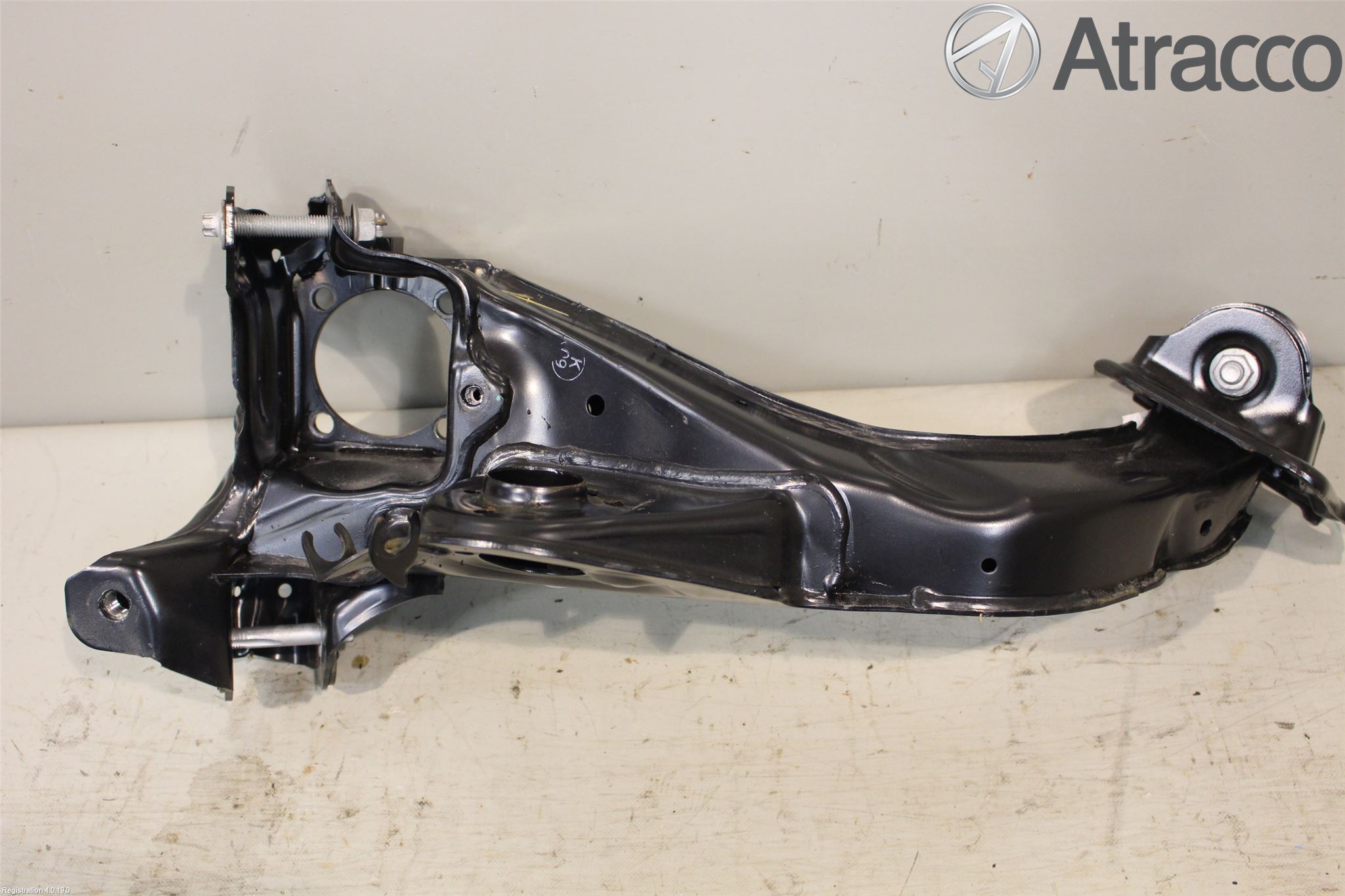 BMW 2 F45 Active Tourer 14-21 Bärarm Bak Vänster