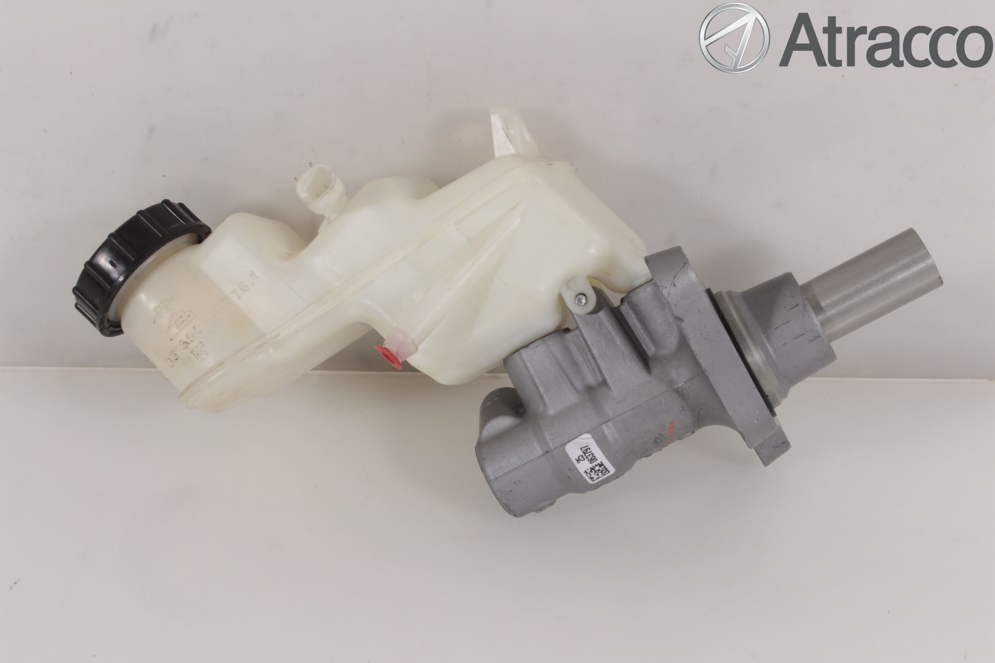 Toyota YARIS XP130 12-14 Broms Huvudcylinder