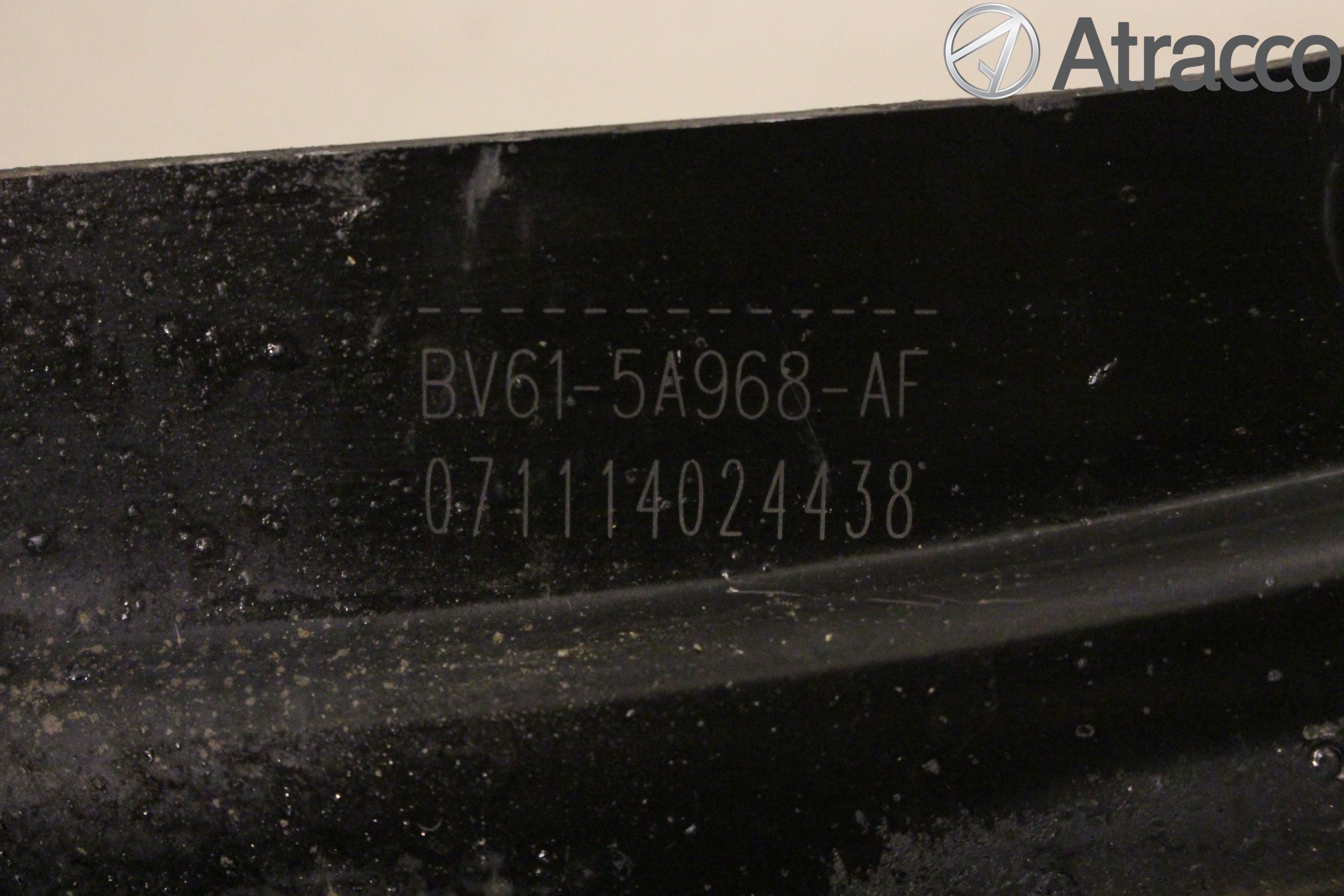 Ford FOCUS 15-18 Bärarm Bak Höger