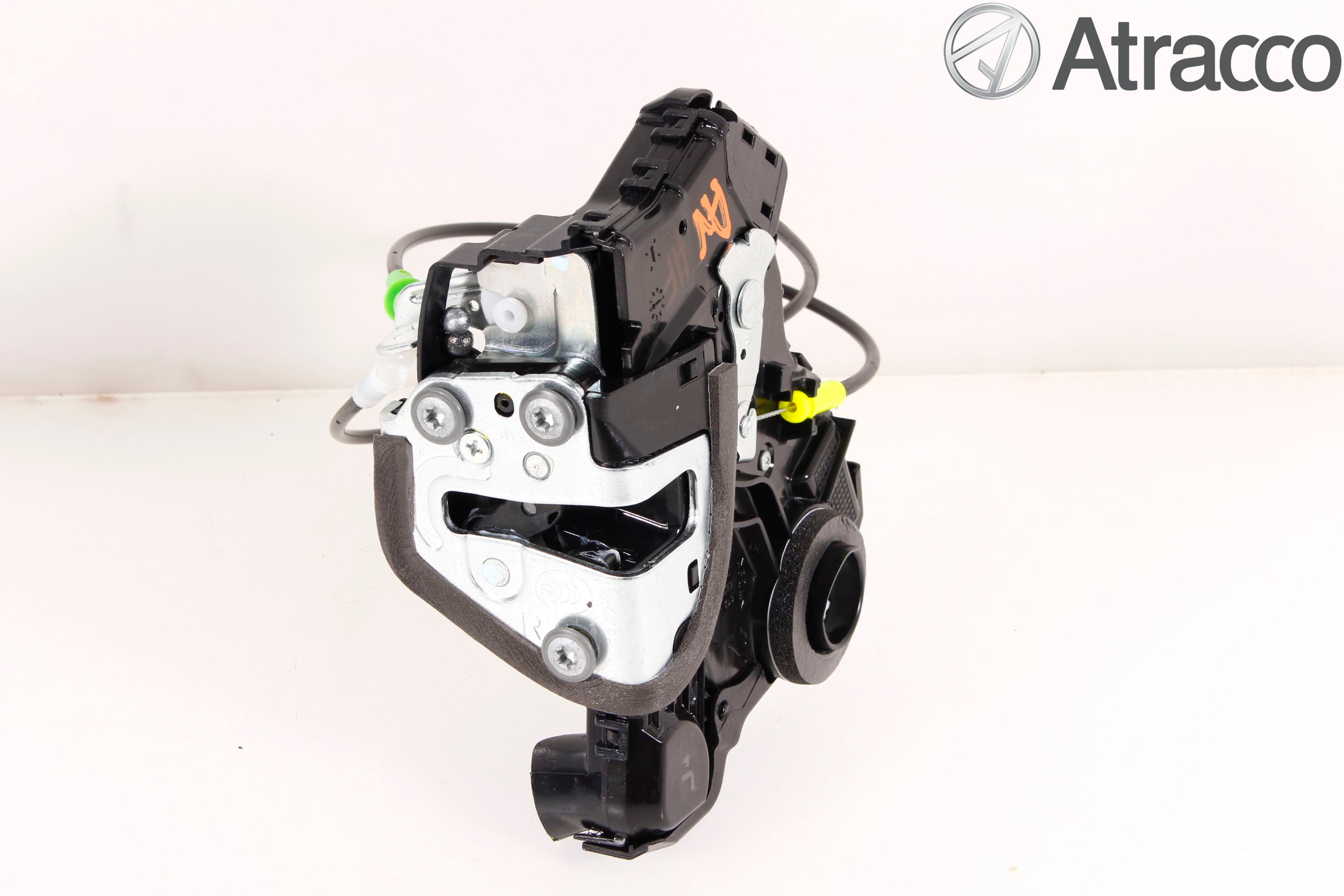 Toyota AURIS 13-19 Låskista-Dörrlås