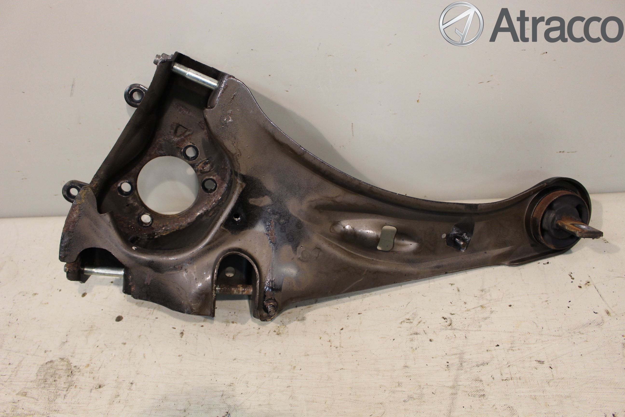 Mitsubishi OUTLANDER 13-21 Bärarm Bak Vänster