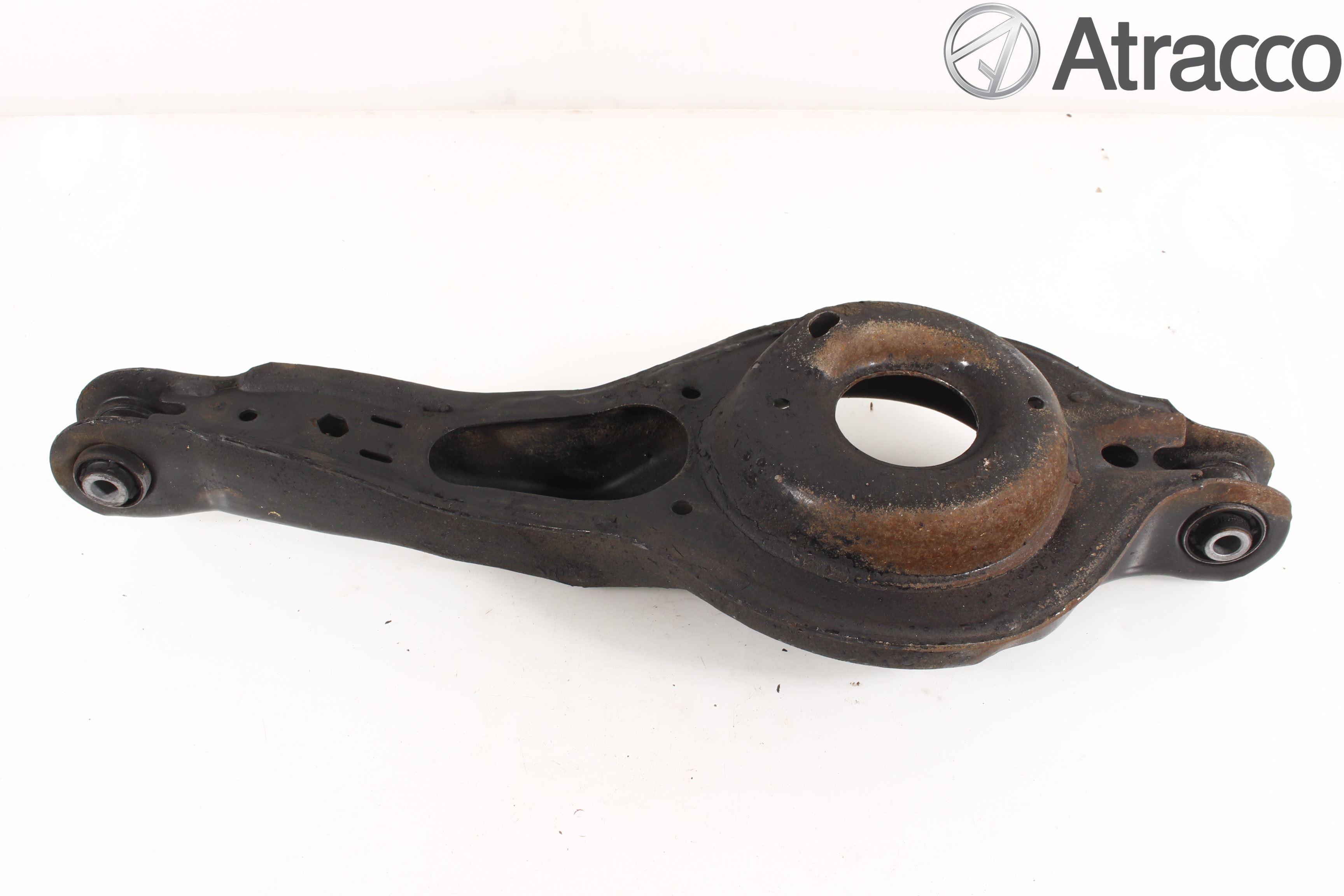 Ford FOCUS 15-18 Bärarm Bak Höger