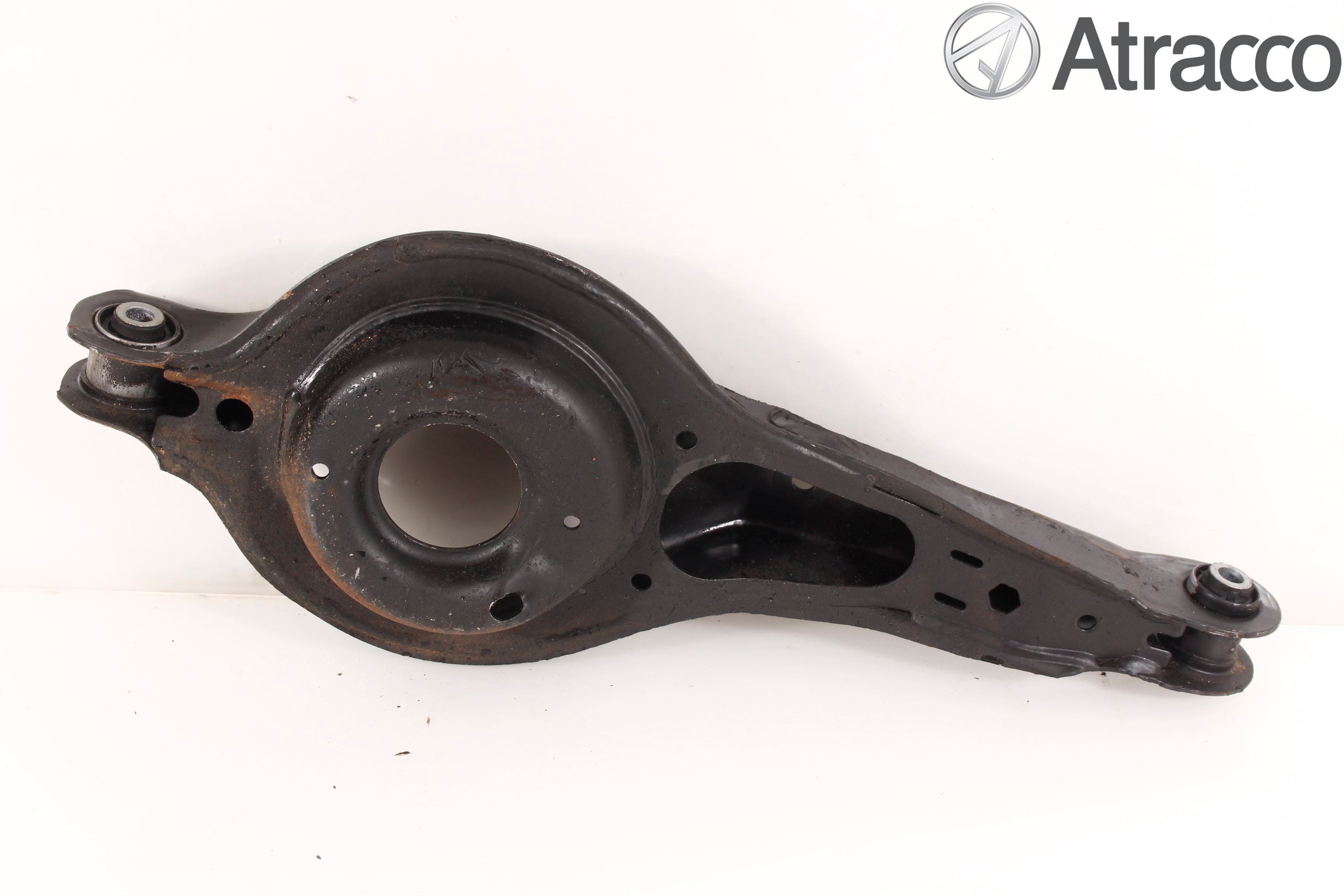 Ford FOCUS 15-18 Bärarm Bak Vänster