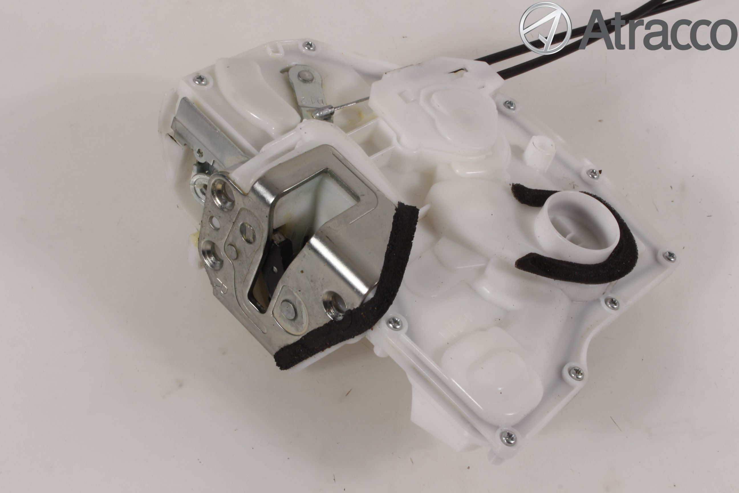 Suzuki SX4 S-CROSS 14-21 Låskista-Dörrlås