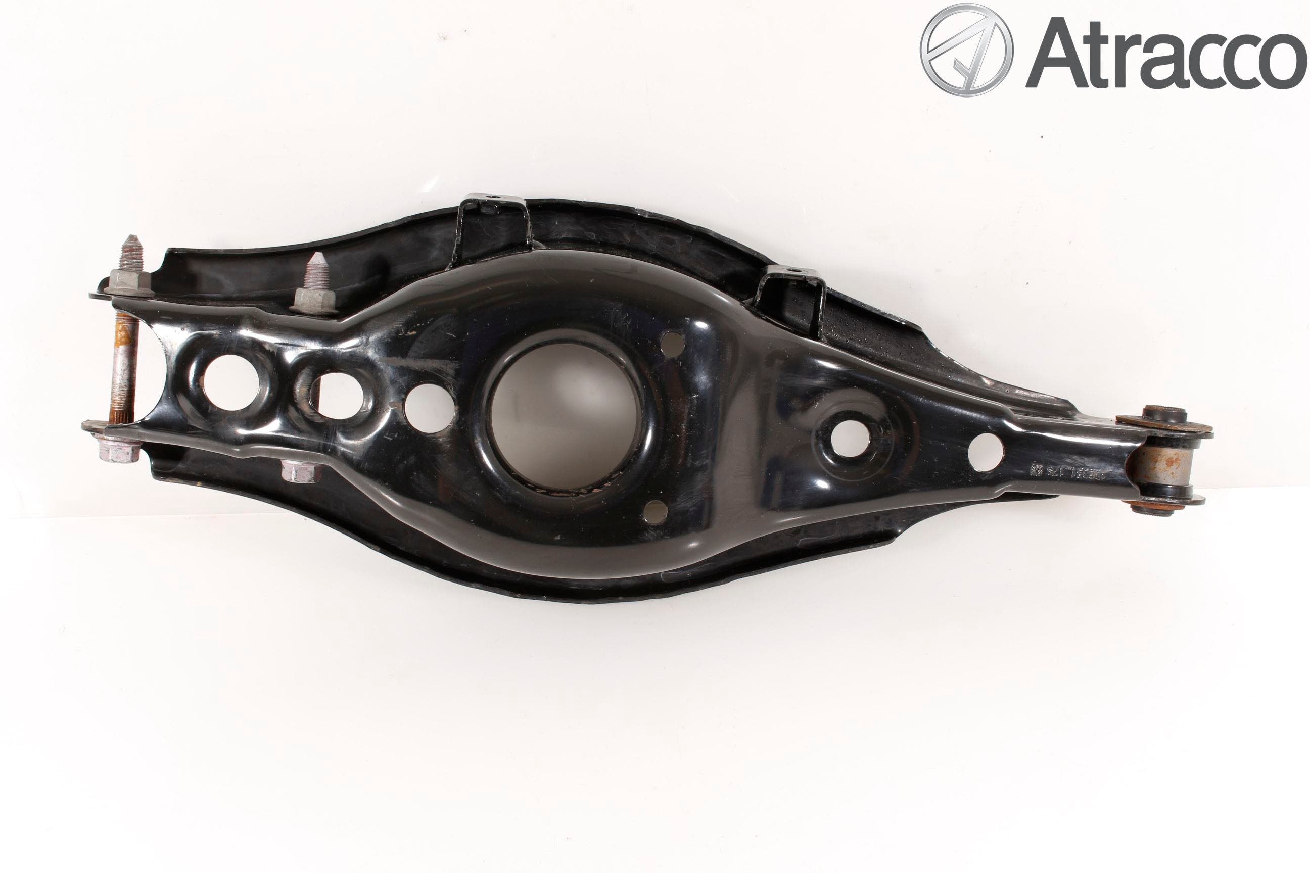 Toyota AVENSIS 16-18 Bärarm Bak Höger