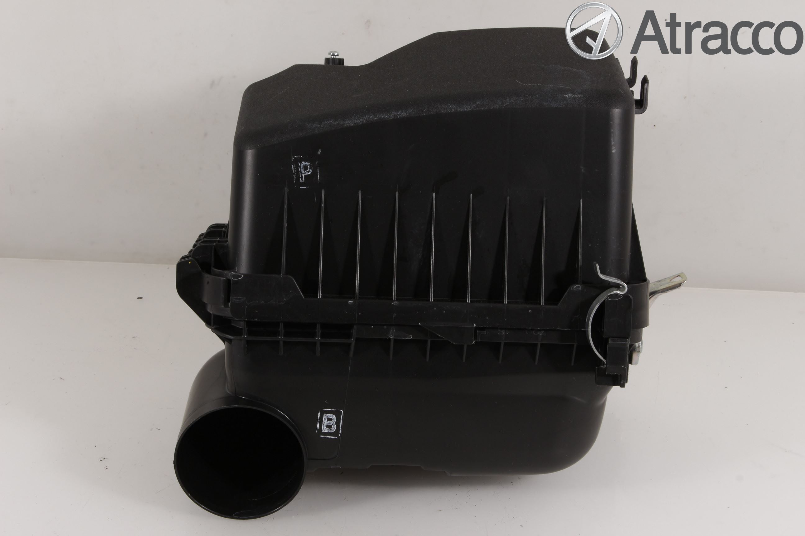 Toyota VERSO 09-18 Luftrenare