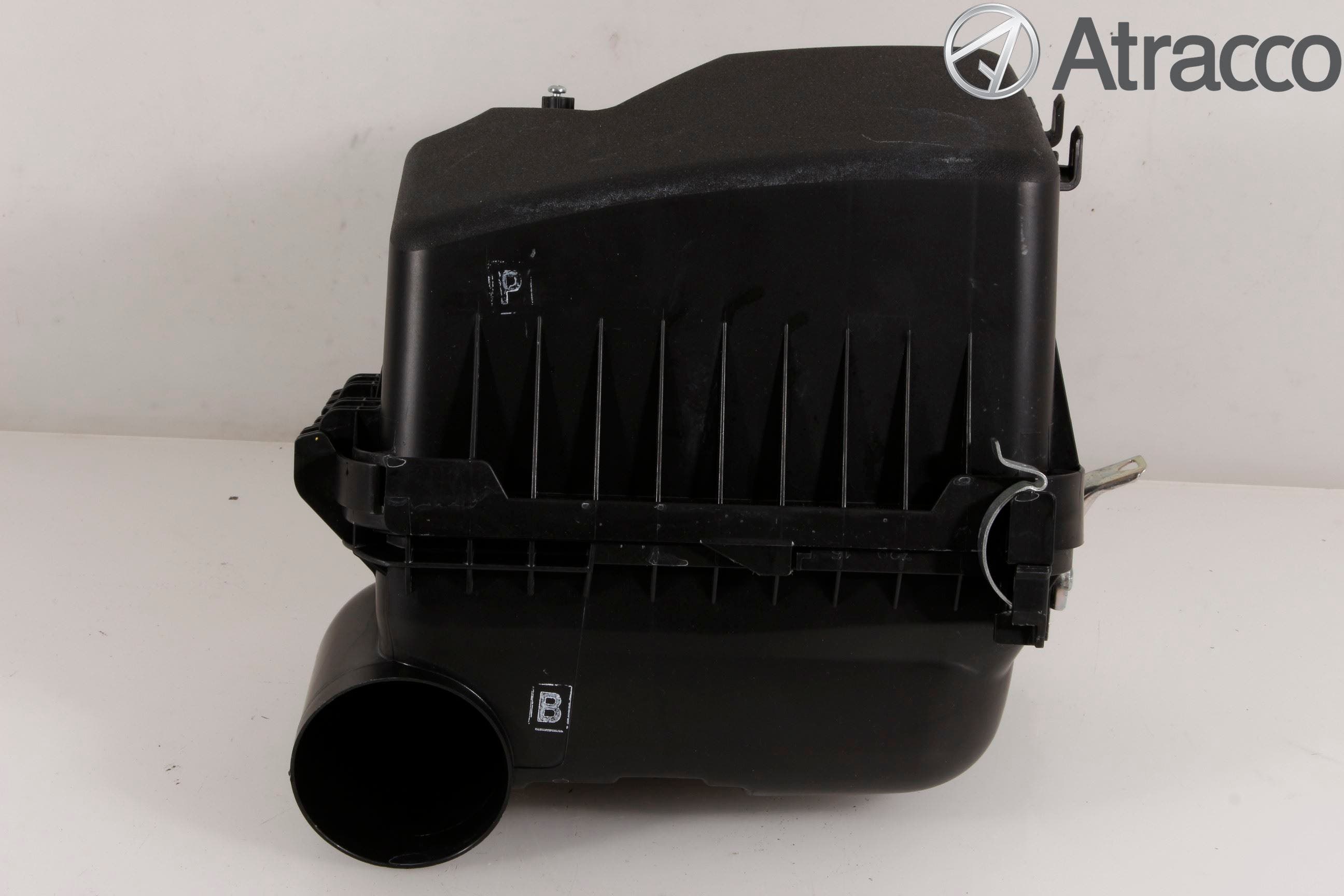 Toyota VERSO 09-18 Luftrenare