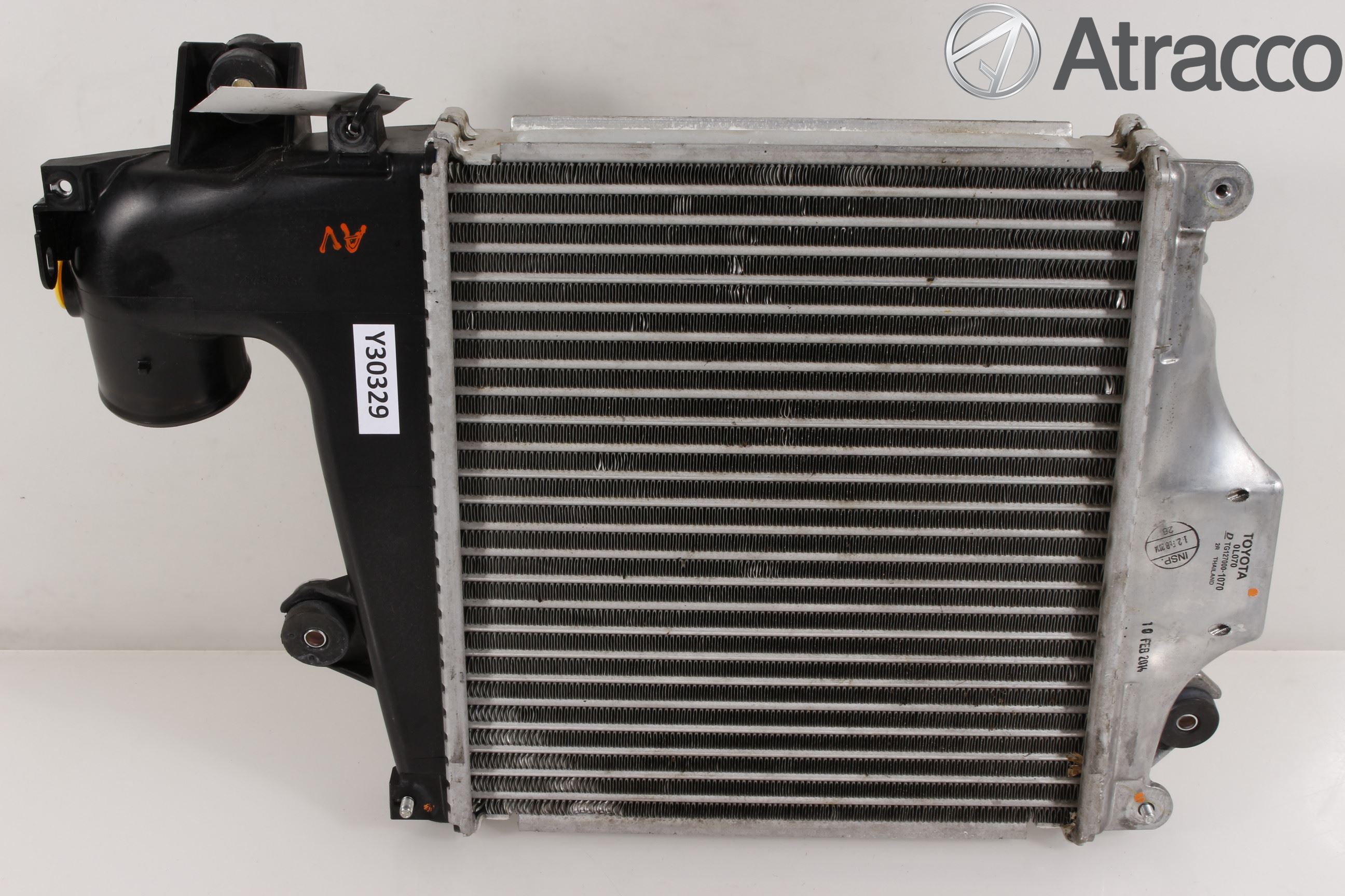 Toyota HILUX 05-16 Laddluft-Intercooler Kyl