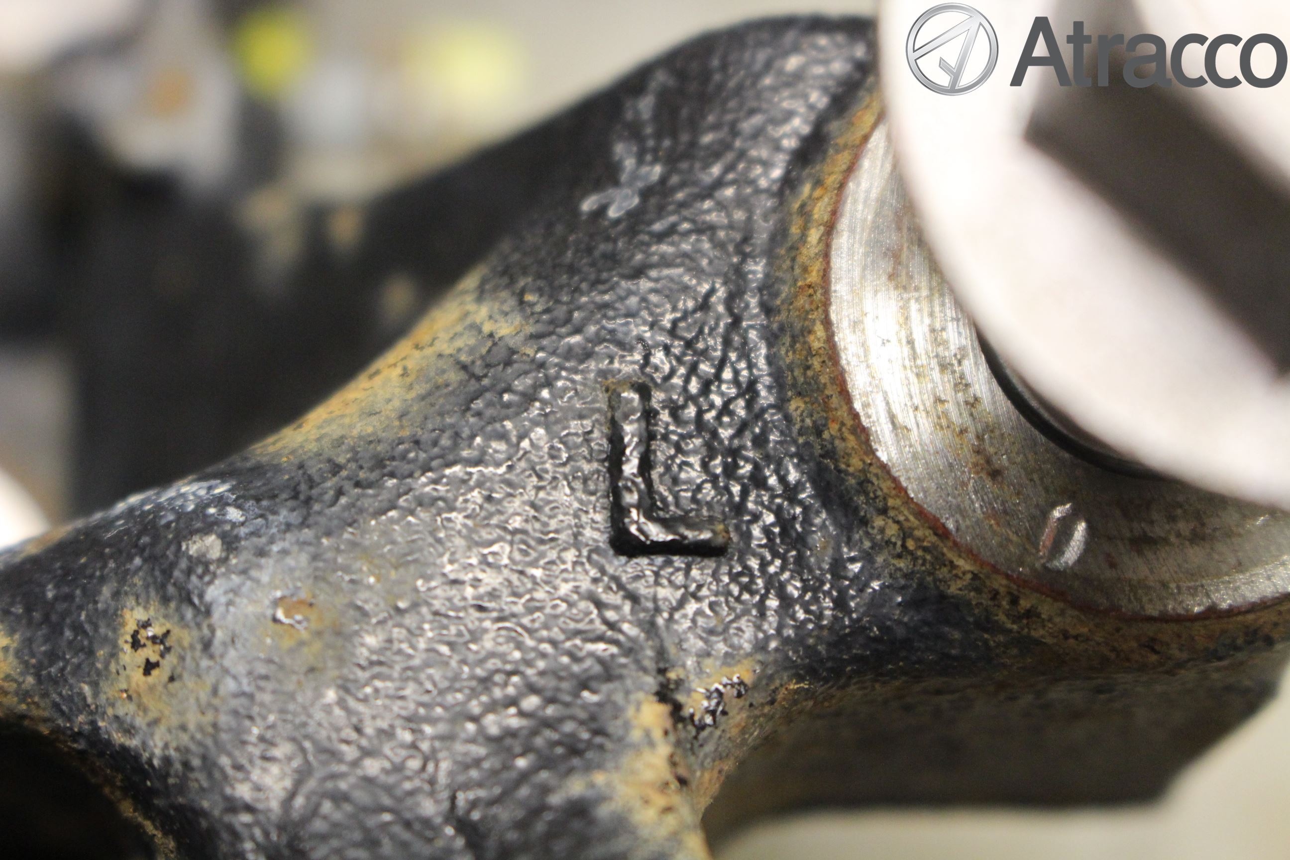 Toyota RAV4 13-18 Hjullagerhus-Spindel Vä B