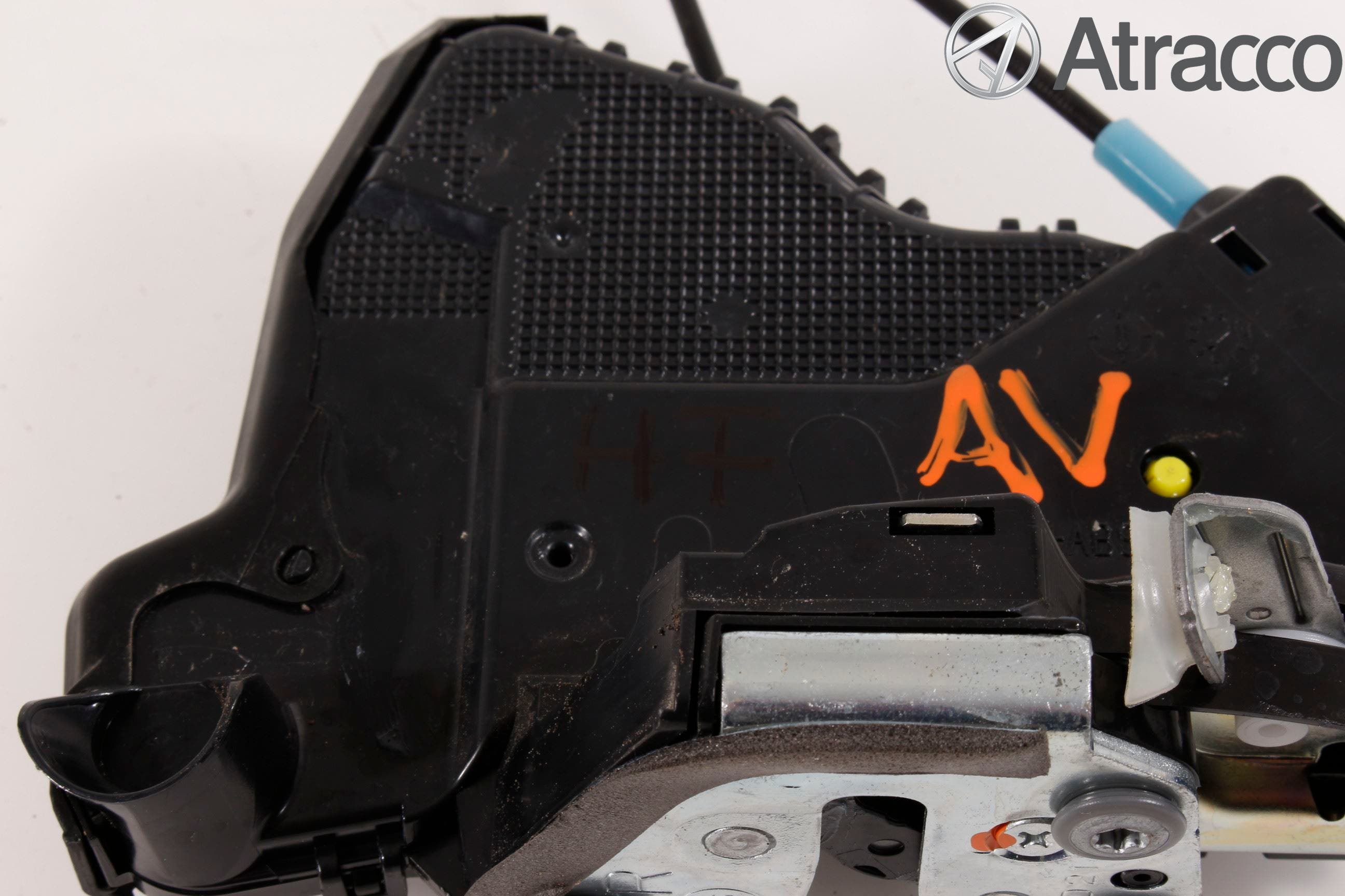 Toyota RAV4 13-18 Låskista-Dörrlås