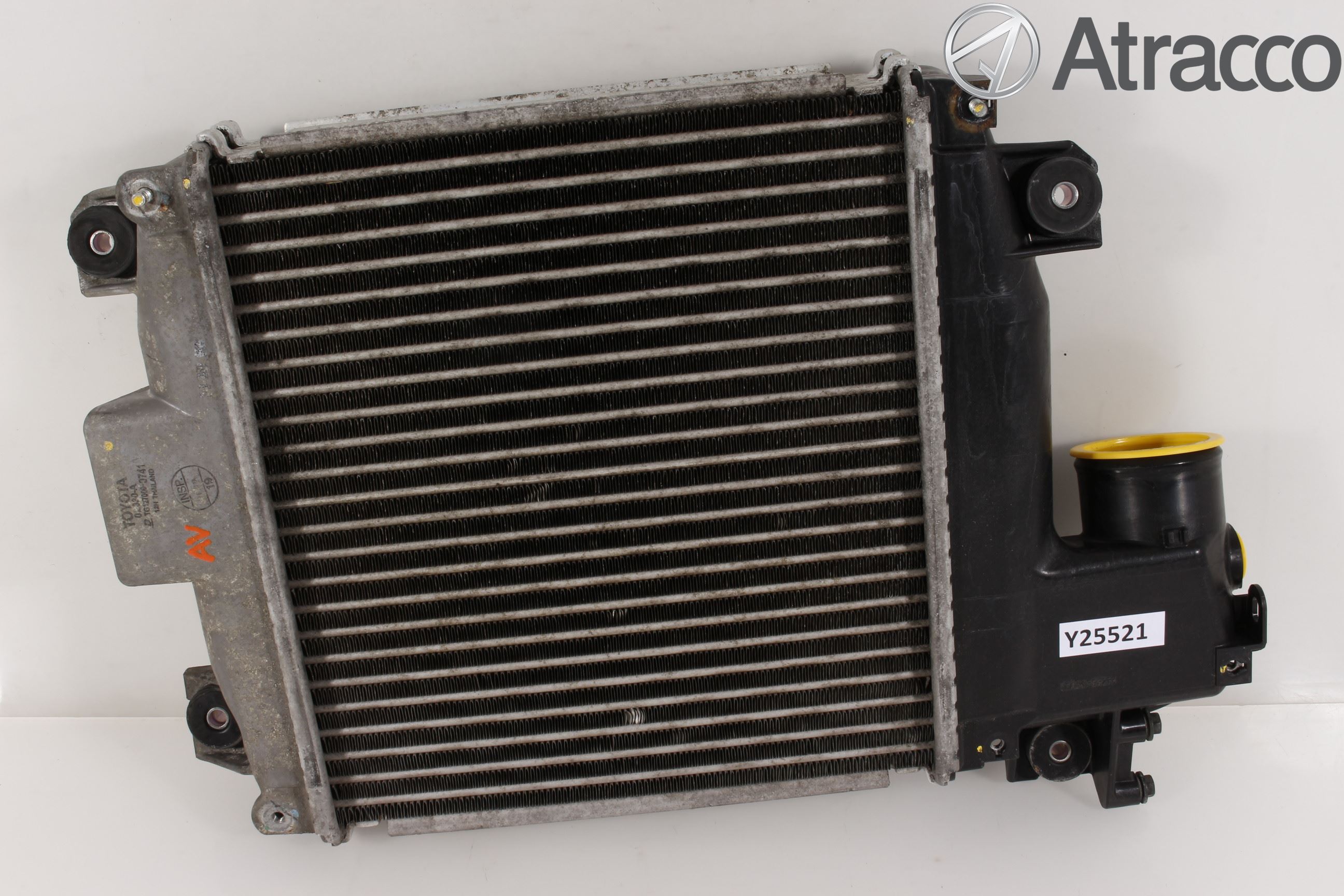 Toyota HILUX 05-16 Laddluft-Intercooler Kyl