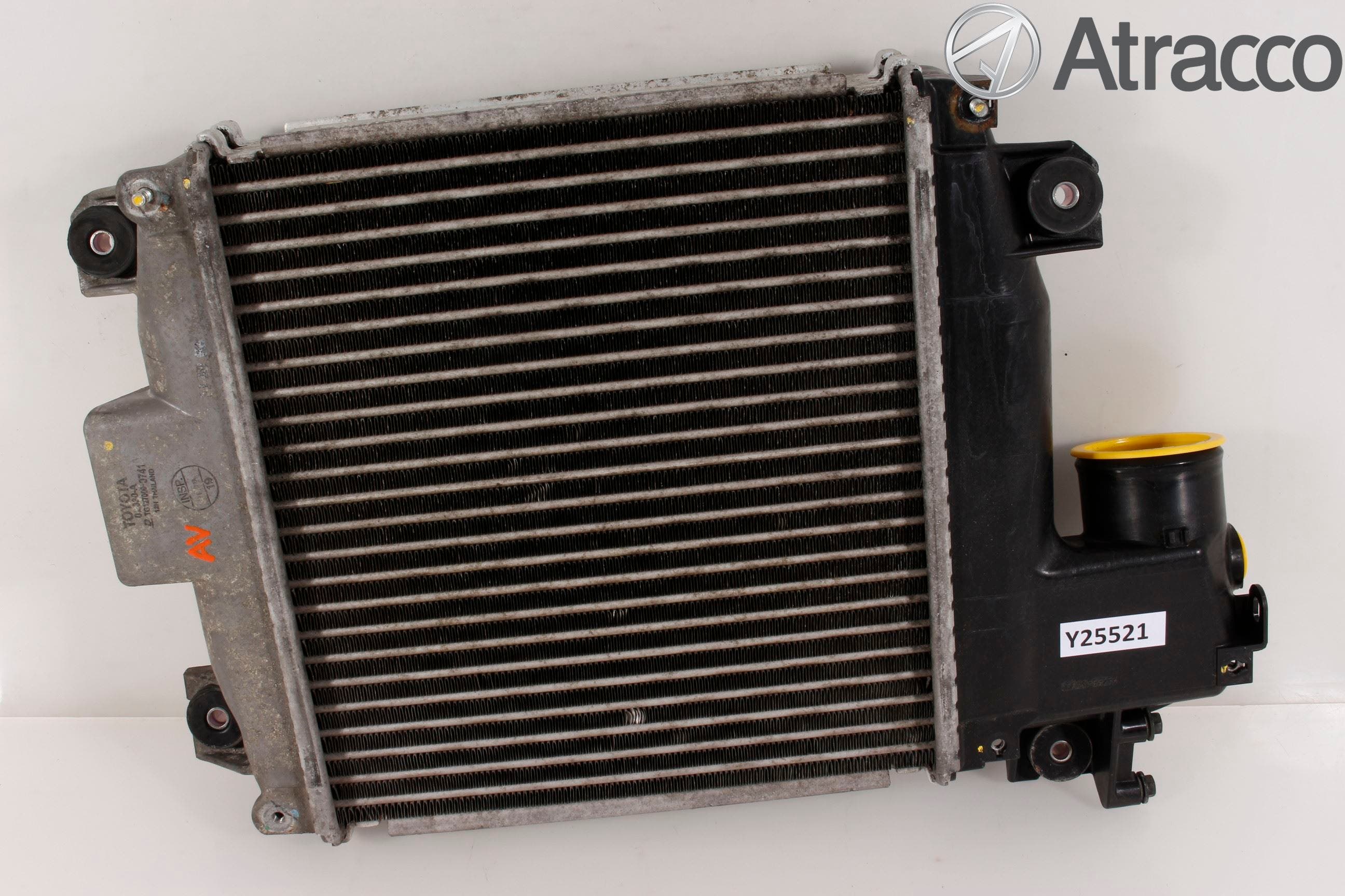 Toyota HILUX 05-16 Laddluft-Intercooler Kyl