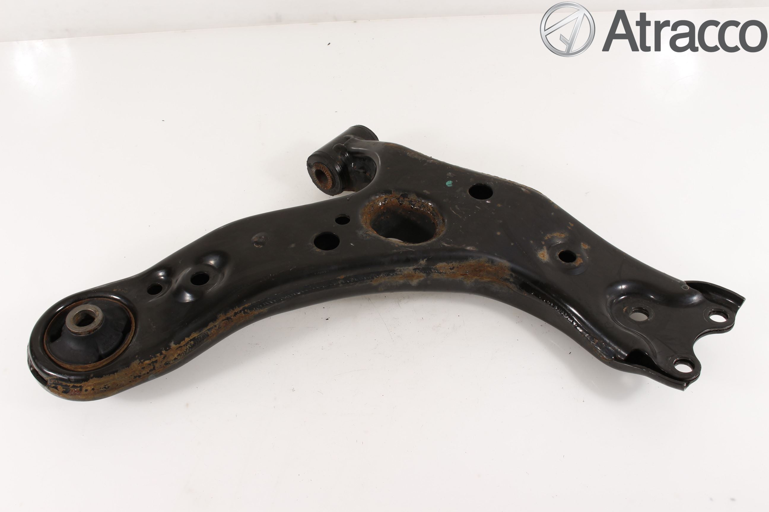 Toyota AURIS 13-19 Bärarm Fram Undre Vä